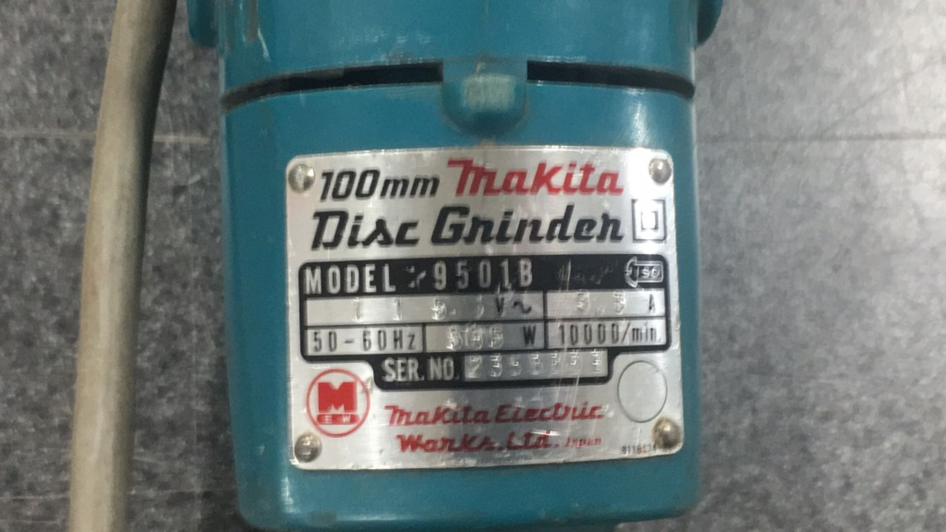 {Lot} Assortment - Makita Model 9501B Disc - Image 3 of 7