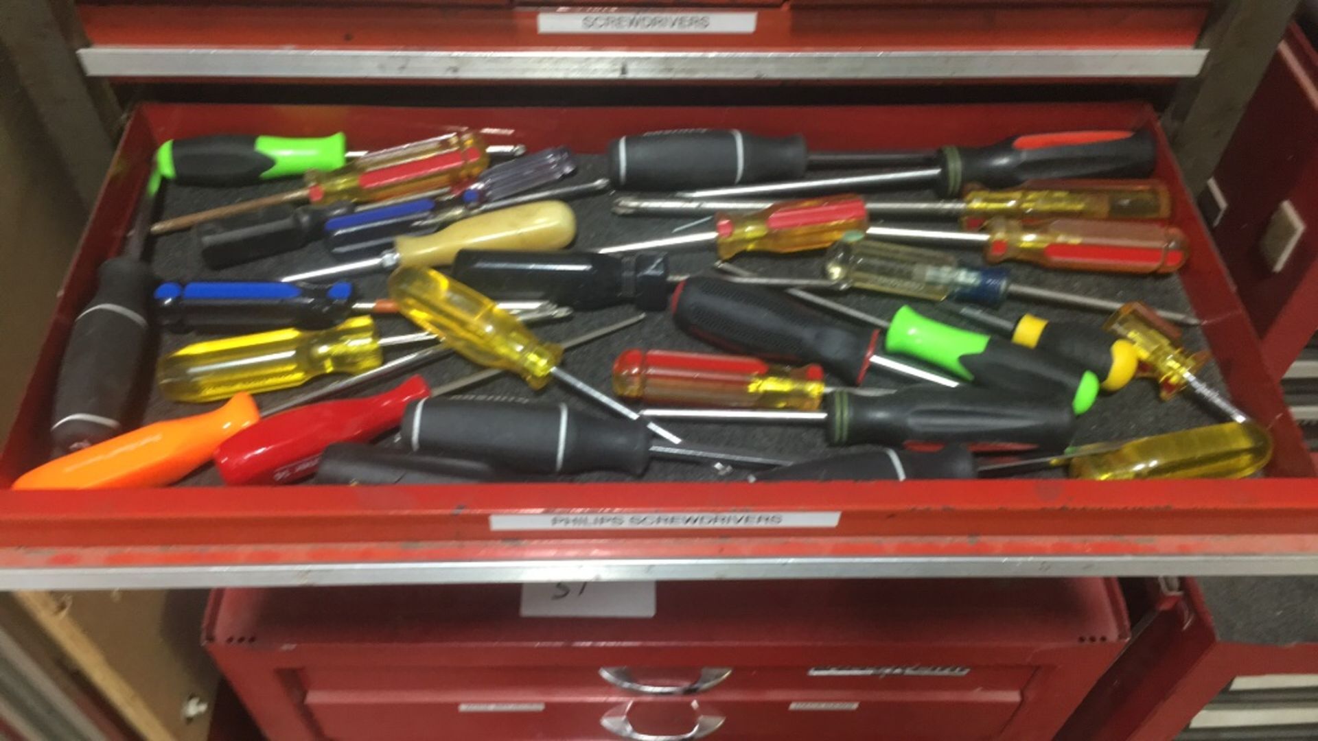 {each} Crafstman Tool Cabinet with Waterloo - Image 7 of 16