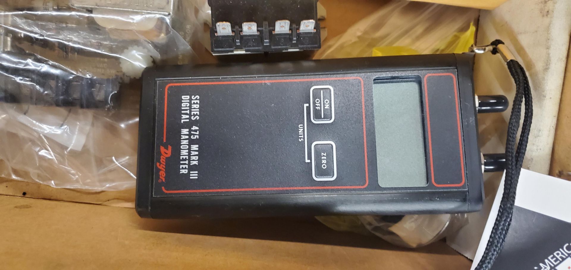 Digital Manometer and Gage - Image 2 of 3