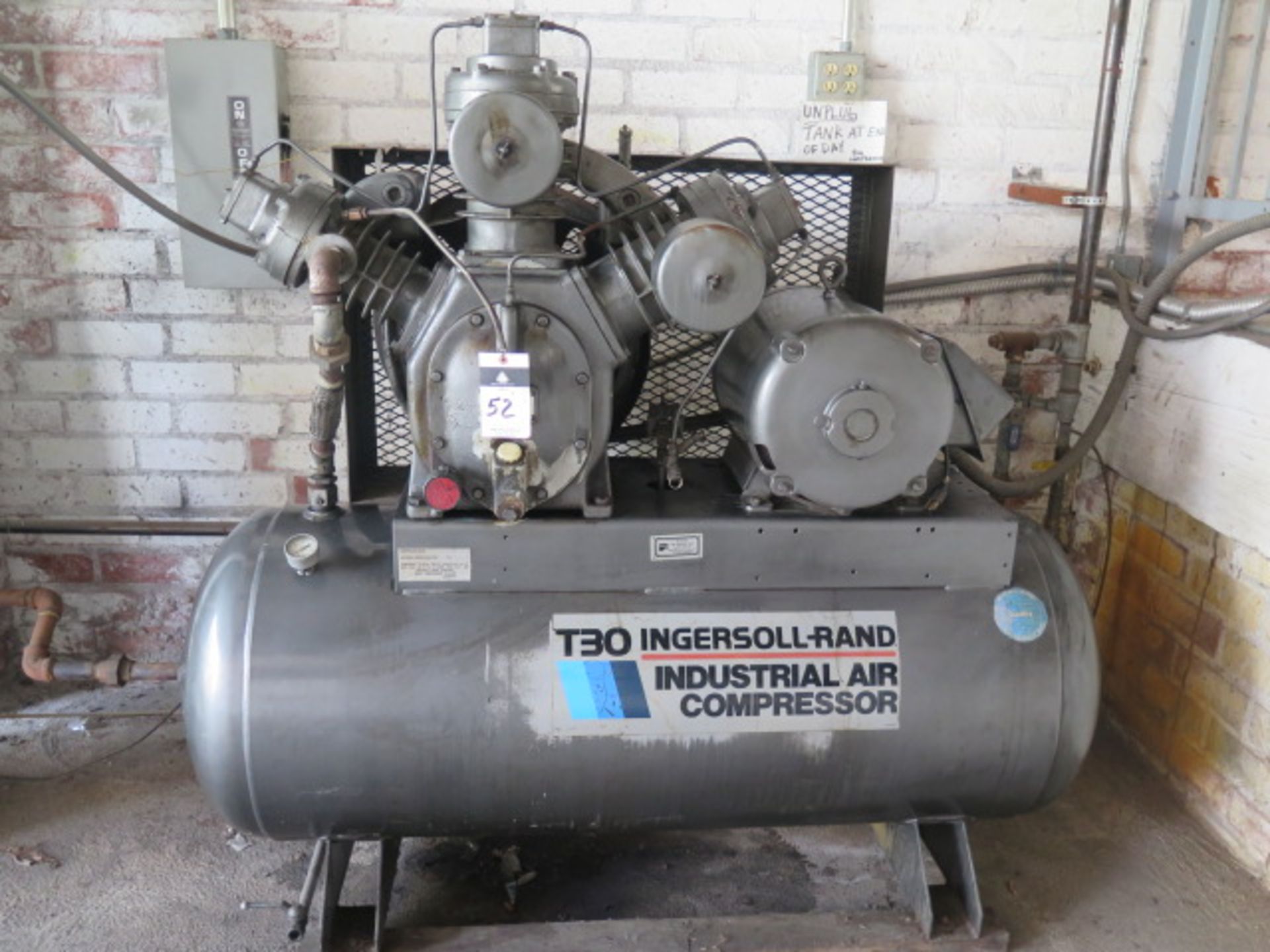 Ingersoll Rand 25Hp Horizontal Air Compressor w/ 3-Stage Pump, 120 Gallon Tank and 120 Gallon - Image 2 of 8