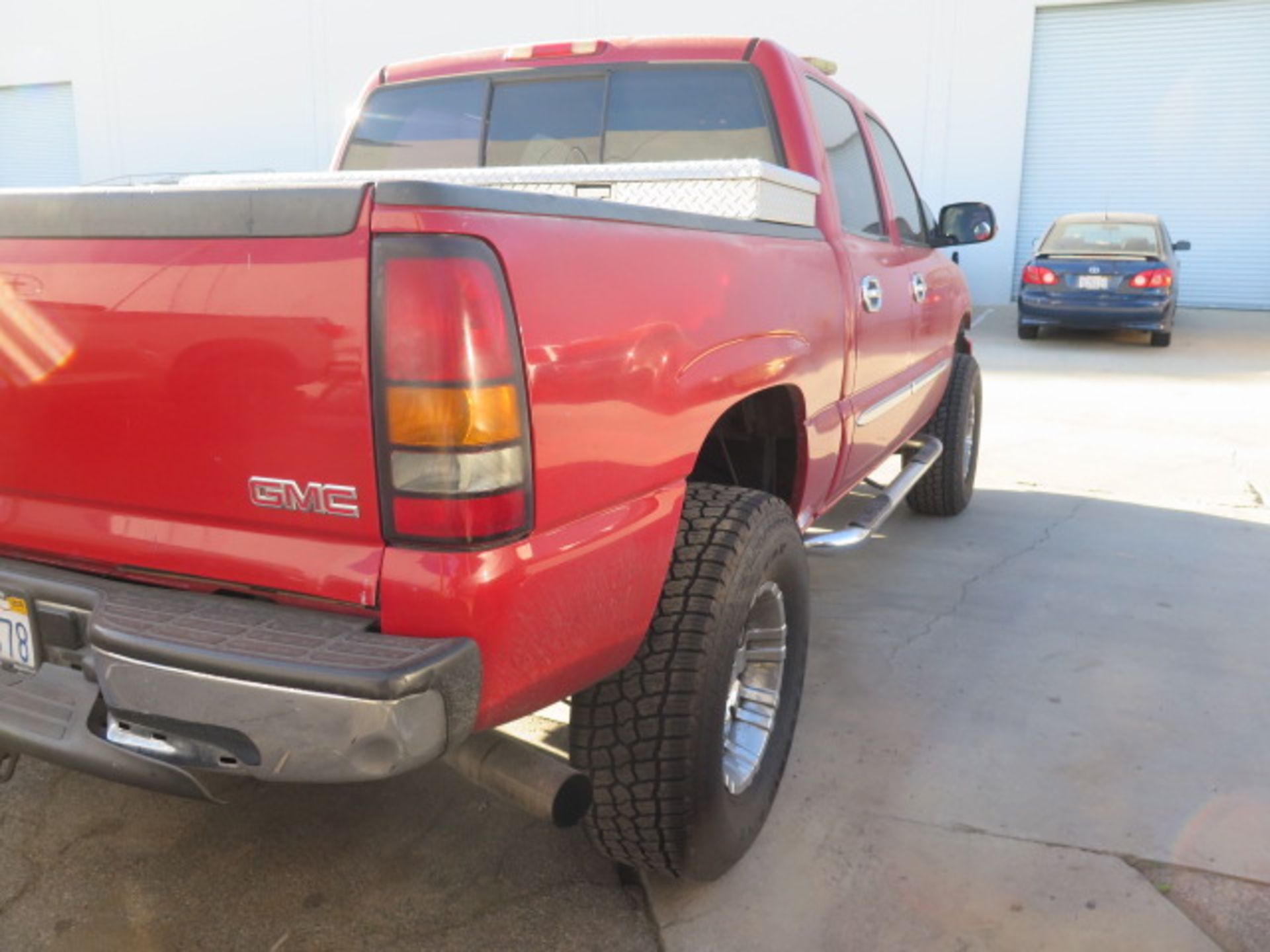 2007 GMC 1500 Sierra Crew Cab Pickup Truck Lisc# 8G25378 w/ Gas Engine, Automatic Trans, Power - Image 6 of 16