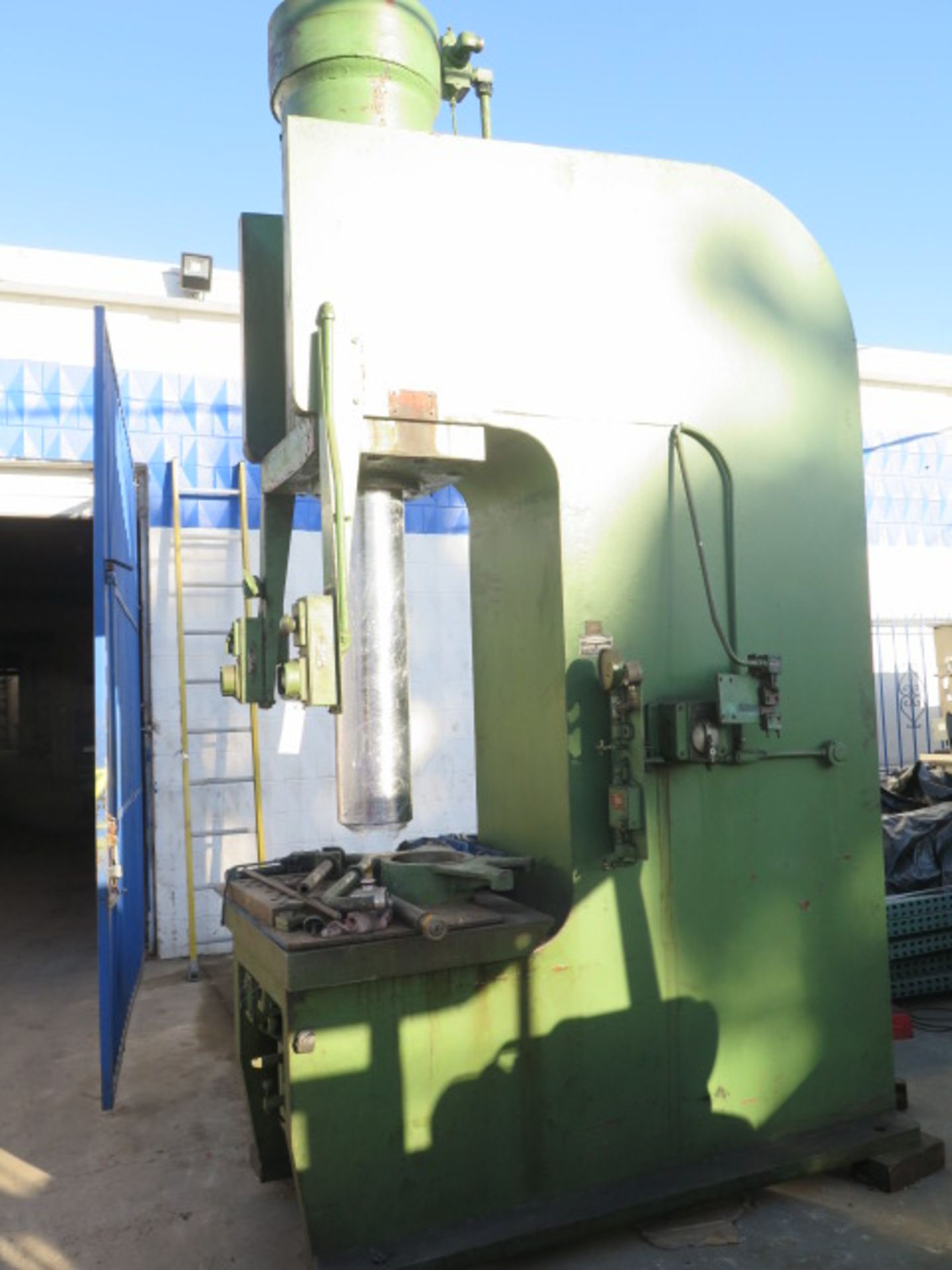 Hannifin “Modified 150 Ton F-1500-A” 150 Ton Hydraulic Press s/n C-59945 w/ New 9” Hydraulic - Image 7 of 8