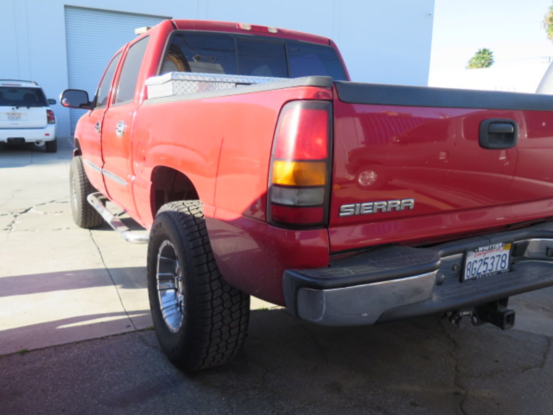 2007 GMC 1500 Sierra Crew Cab Pickup Truck Lisc# 8G25378 w/ Gas Engine, Automatic Trans, Power - Image 4 of 16