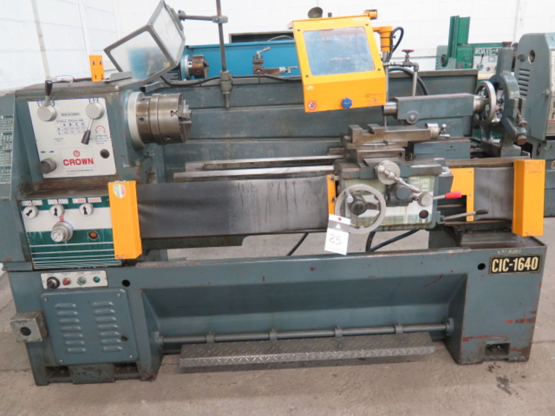 Crown CIC-1640 16” x 40” Geared Head Gap Bed Lathe w/ 85-1500 RPM, Inch/mm Threading, Tailstock,