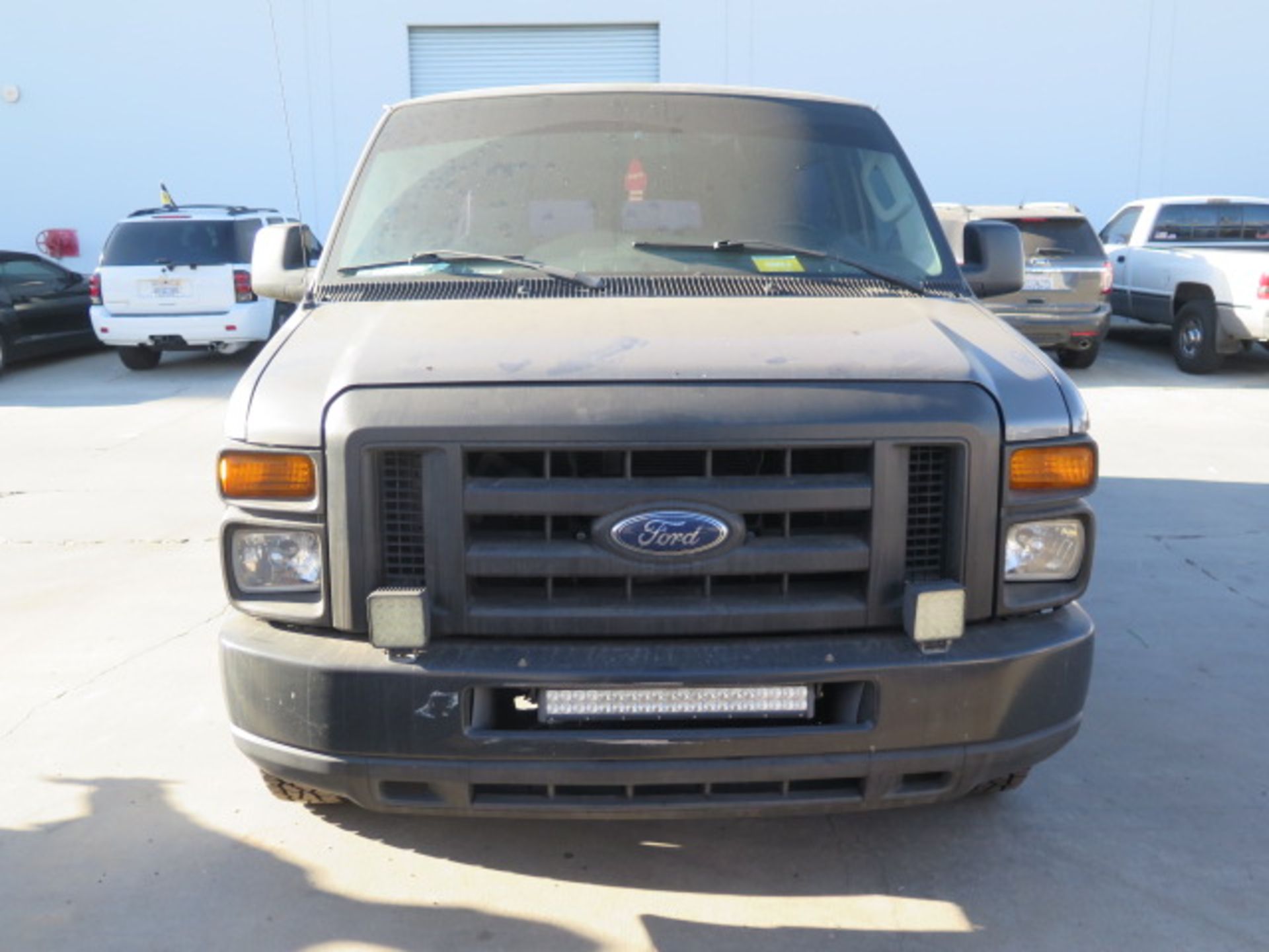 2009 Ford E-Series 11-Passanger Van Lisc# 6GTA651 w/ Gas Engine, Automatic Trans, AC, CD, 110,811 - Image 2 of 15