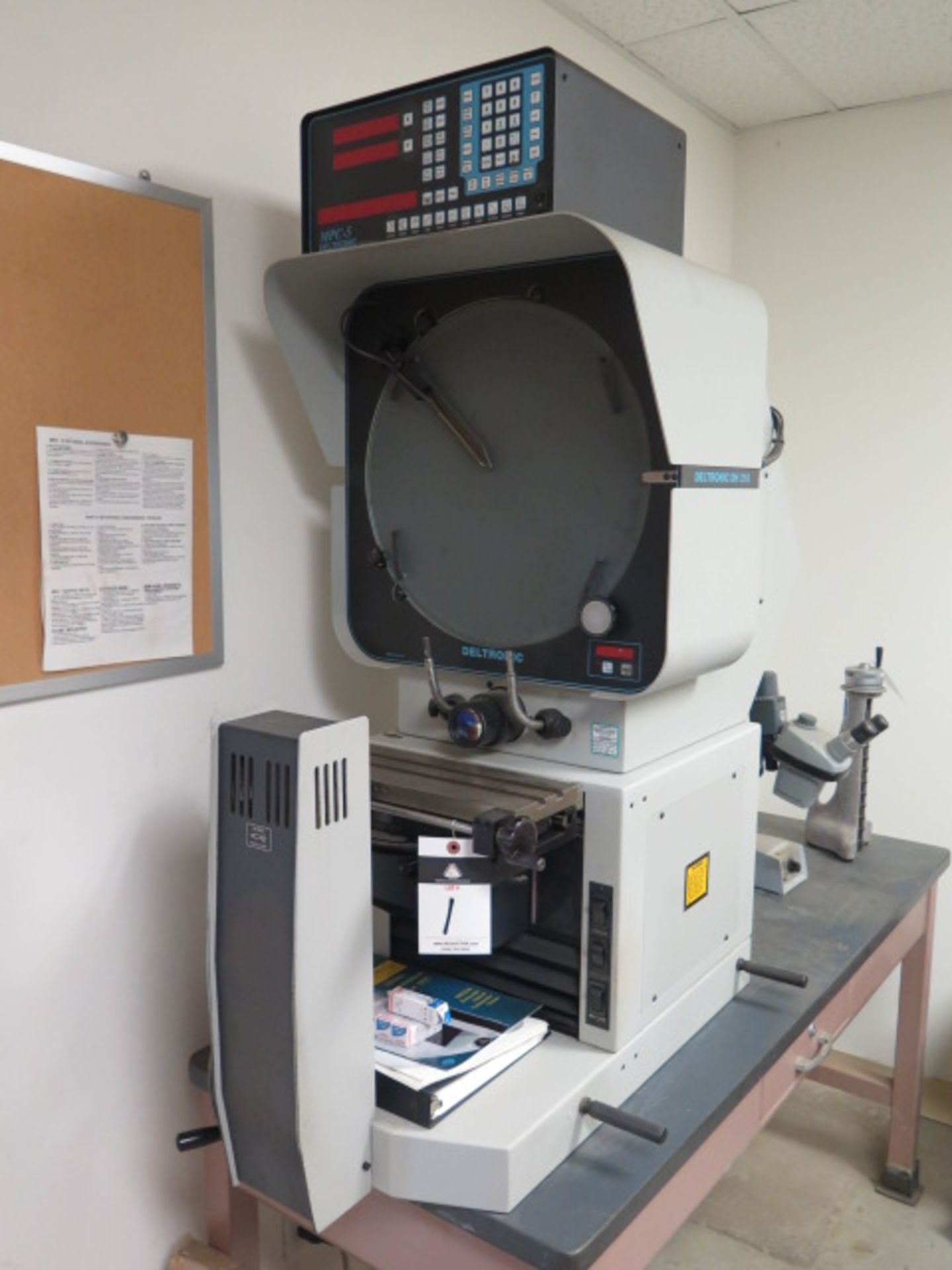 Deltronic DH216MPC5 16” Optical Comparator s/n 389075949 w/ MPC-5 Programmable DRO, Digital