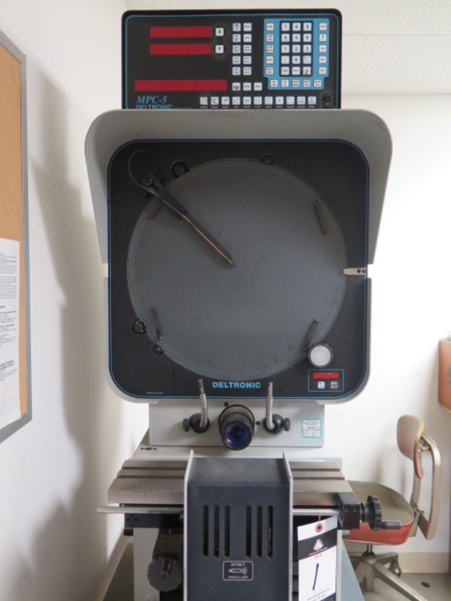 Deltronic DH216MPC5 16” Optical Comparator s/n 389075949 w/ MPC-5 Programmable DRO, Digital - Image 3 of 13