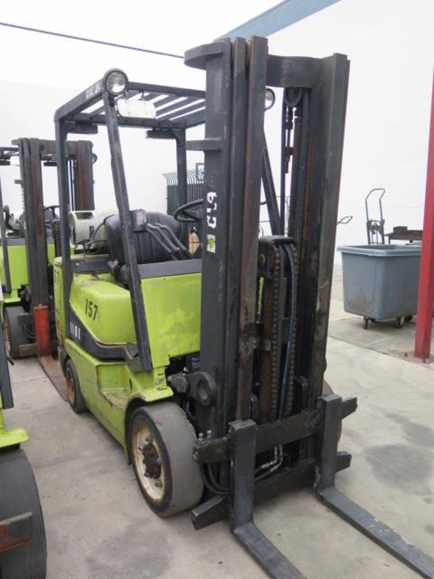 Clark CGC25 5000 Lb Cap LPG Forklift s/n C365L-0246-9497FB w/ 3-Stage Mast, 189” Lift Height, - Image 2 of 11