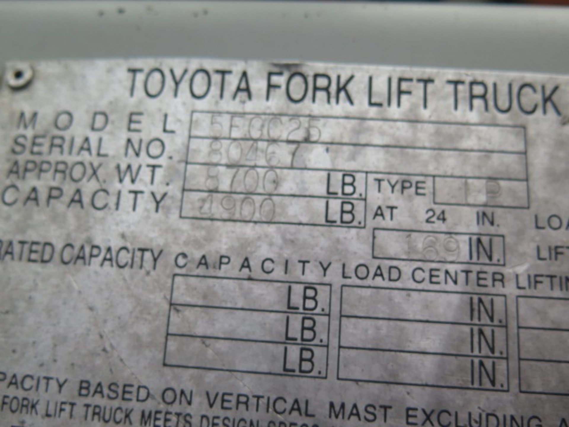 Toyota 5FGC25 5000 Lb Cap LPG Forklift s/n 80467 w/ 3-Stage Mast, 169" Lift Height, Cushion Tires, - Image 10 of 11