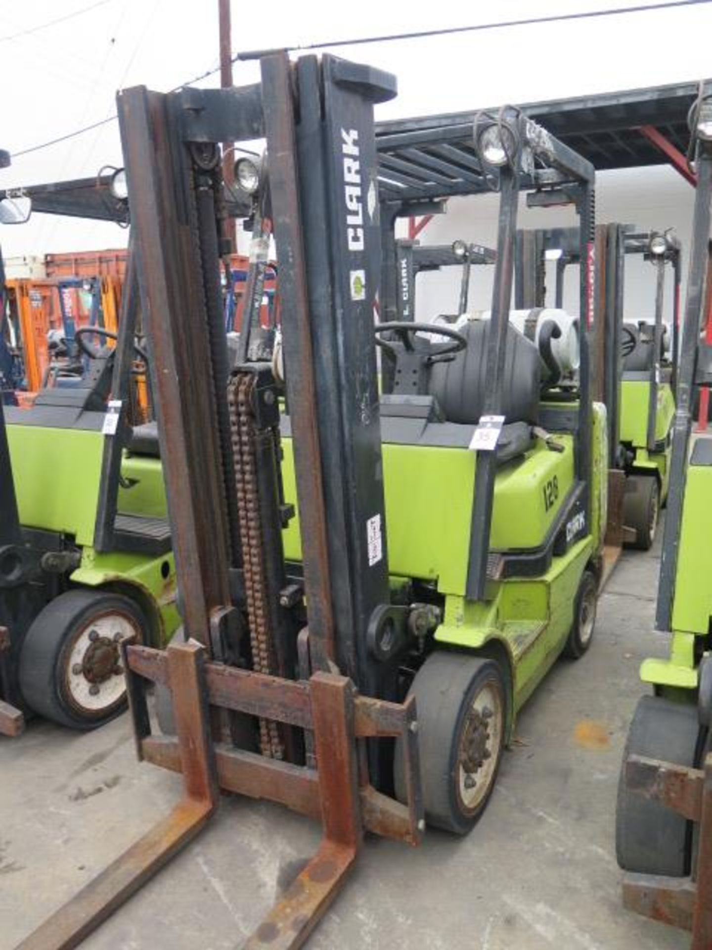 Clark CGC25 5000 Lb Cap LPG Forklift s/n C365L-0863-9464FB w/ 3-Stage Mast, 189” Lift Height,