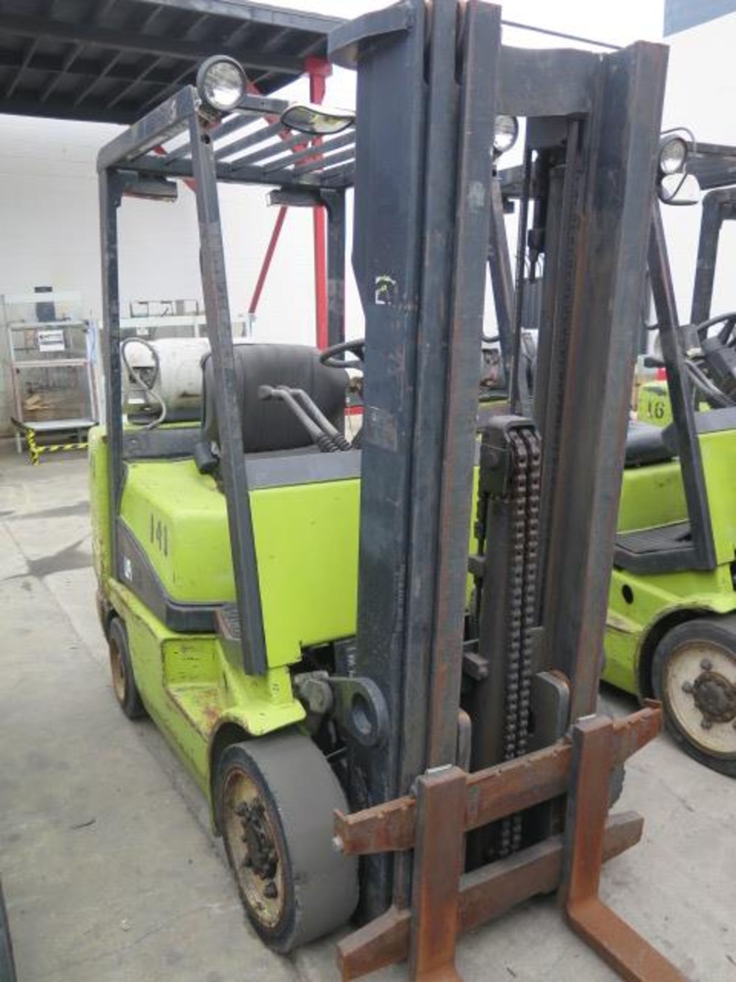 Clark CGC25 5000 Lb Cap LPG Forklift s/n C365L-0087-9480FB w/ 3-Stage Mast, 189” Lift Height, - Image 2 of 11