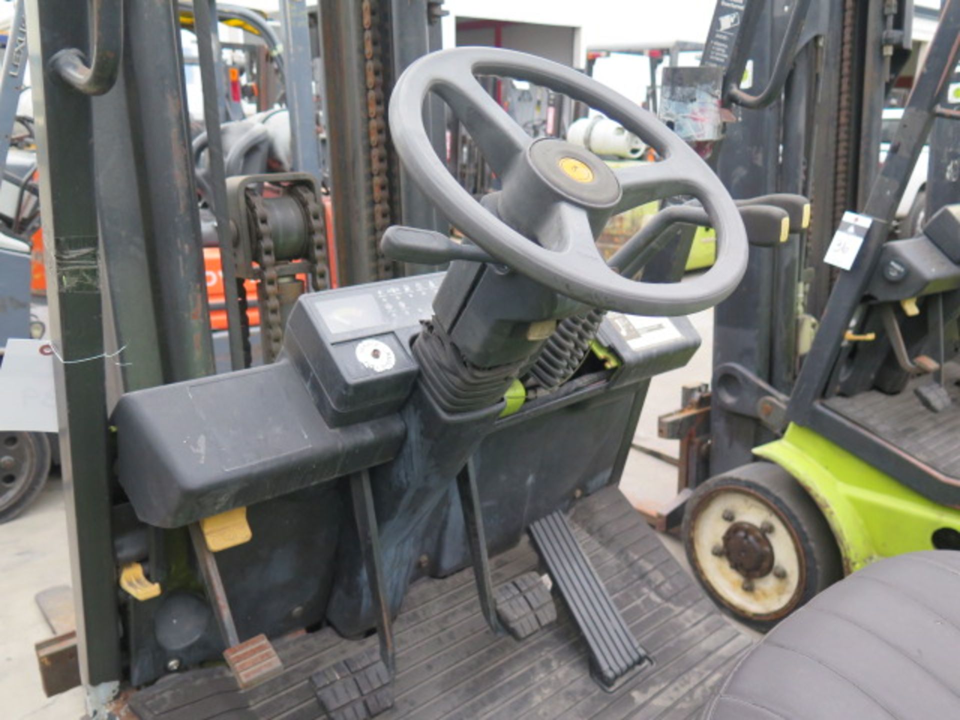 Clark CGC25 5000 Lb Cap LPG Forklift s/n C365L-0615-9516FB w/ 3-Stage Mast, 189” Lift Height, - Image 8 of 11