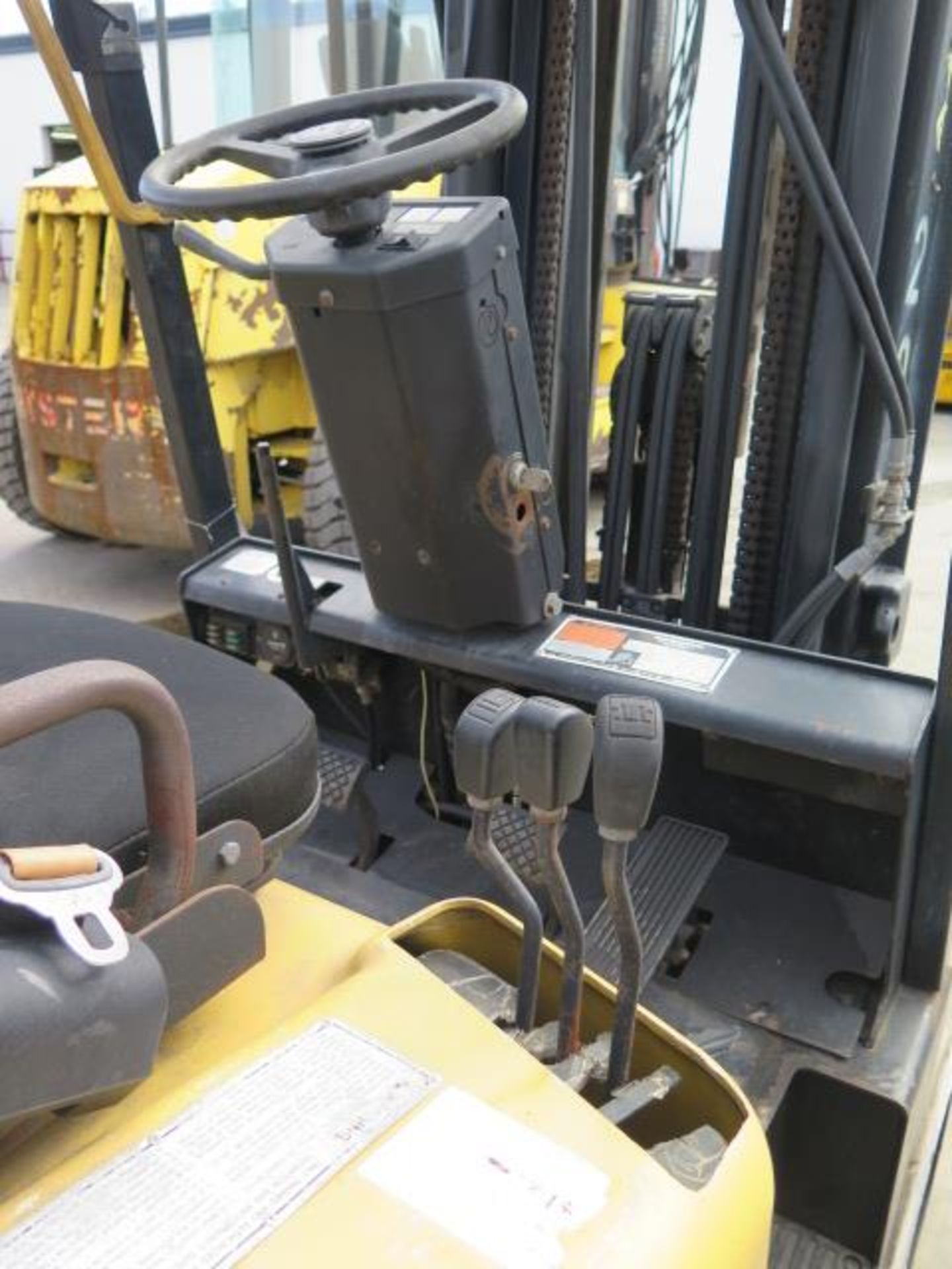 Daewoo GC25E-3 5000 Lb Cap LPG Forklift s/n CV-00847 w/ 3-Stage Mast, 186" Lift Height, Cushion - Image 7 of 10