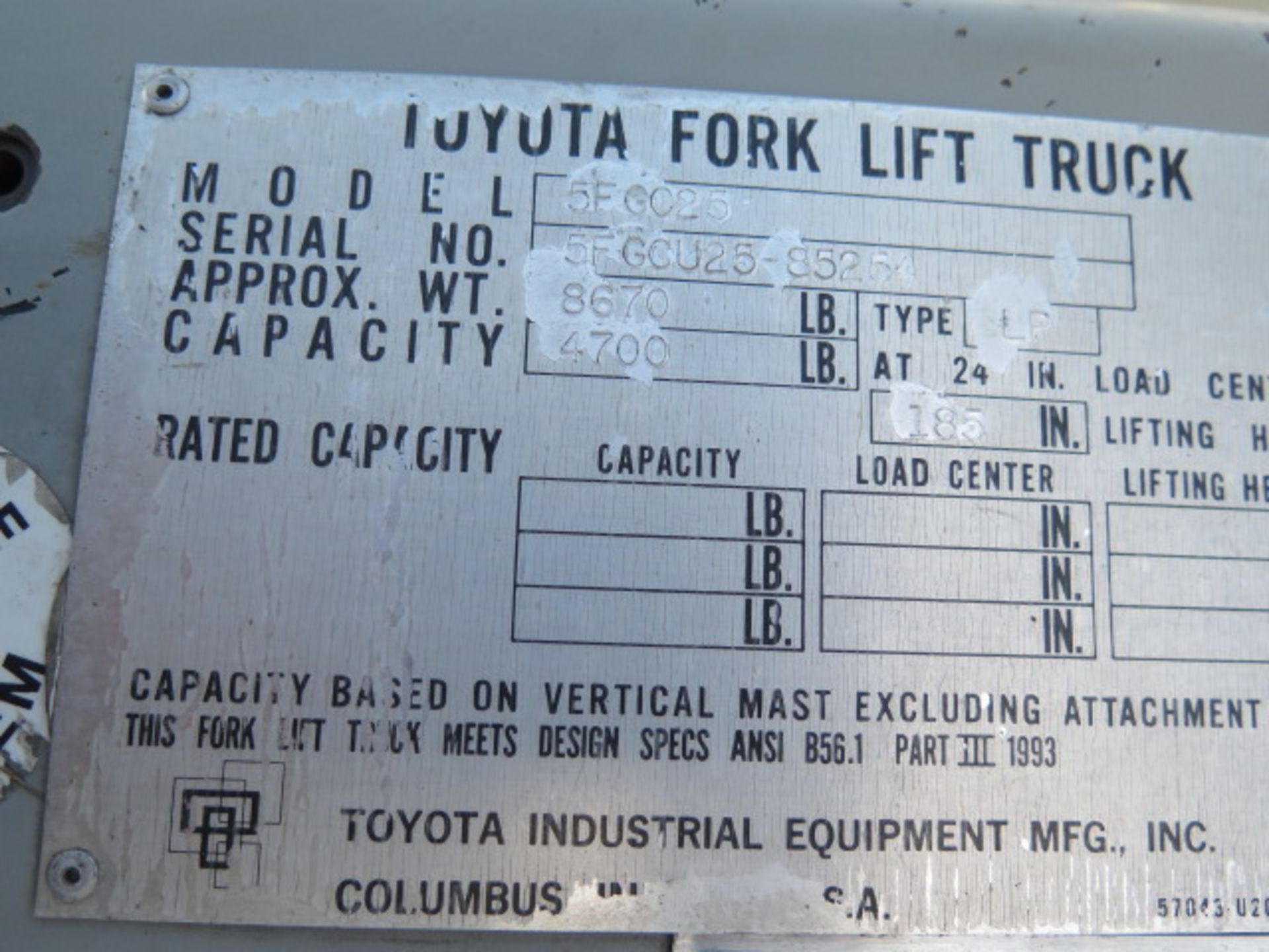 Toyota 5FGC25 5000 Lb Cap LPG Forklift s/n 5FGCU25-85254 w/ 3-Stage Mast 185" Lift Height, Cushion - Image 10 of 11