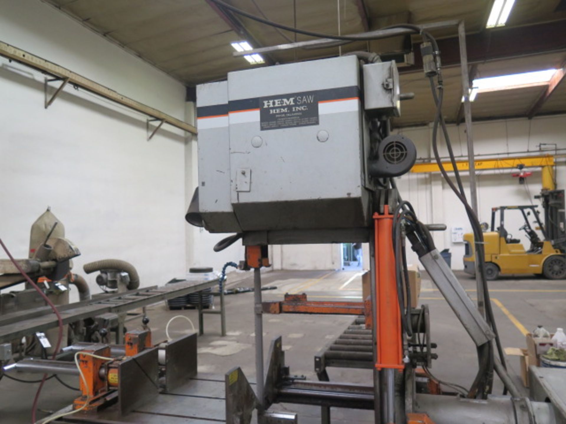 HEM Saw mdl. V100LM-2 Hydraulic Miter Vertical Band Saw s/n 602398 w/ HEM Controls, Hydraulic Head - Image 3 of 9