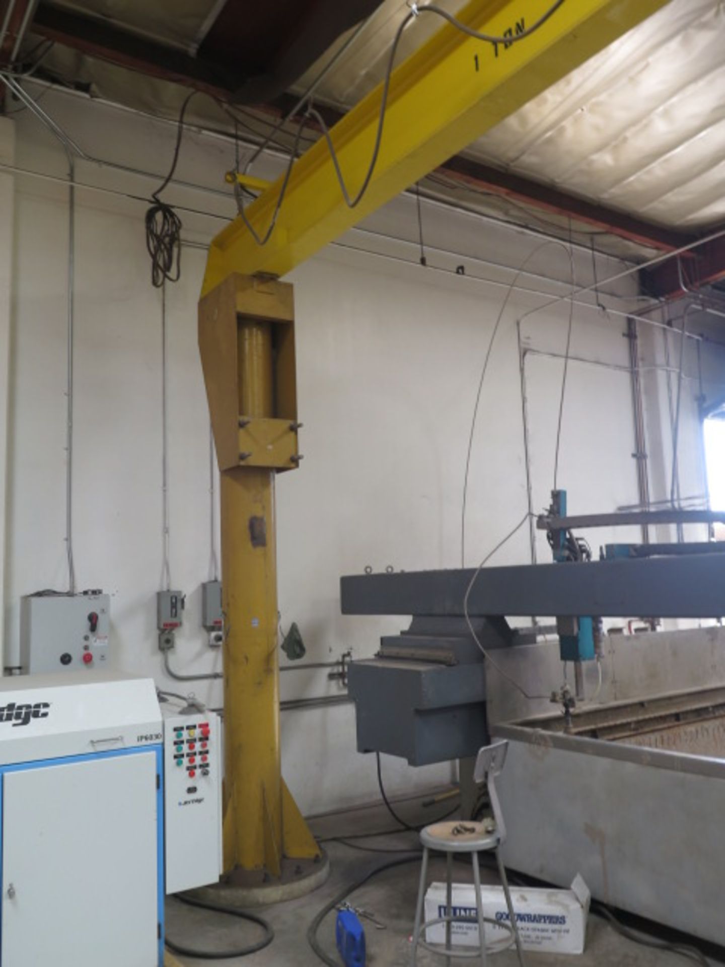 1-Ton Floor Mounted Jib Hoist w/ Dayton 1-Ton Electric Hoist - Image 2 of 6