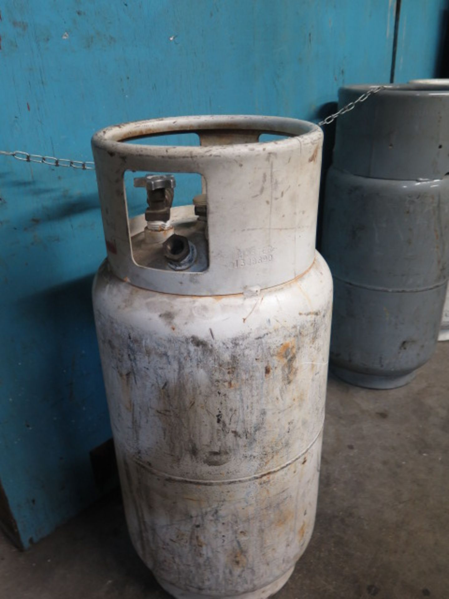 Propane Tanks (3) - Image 3 of 3