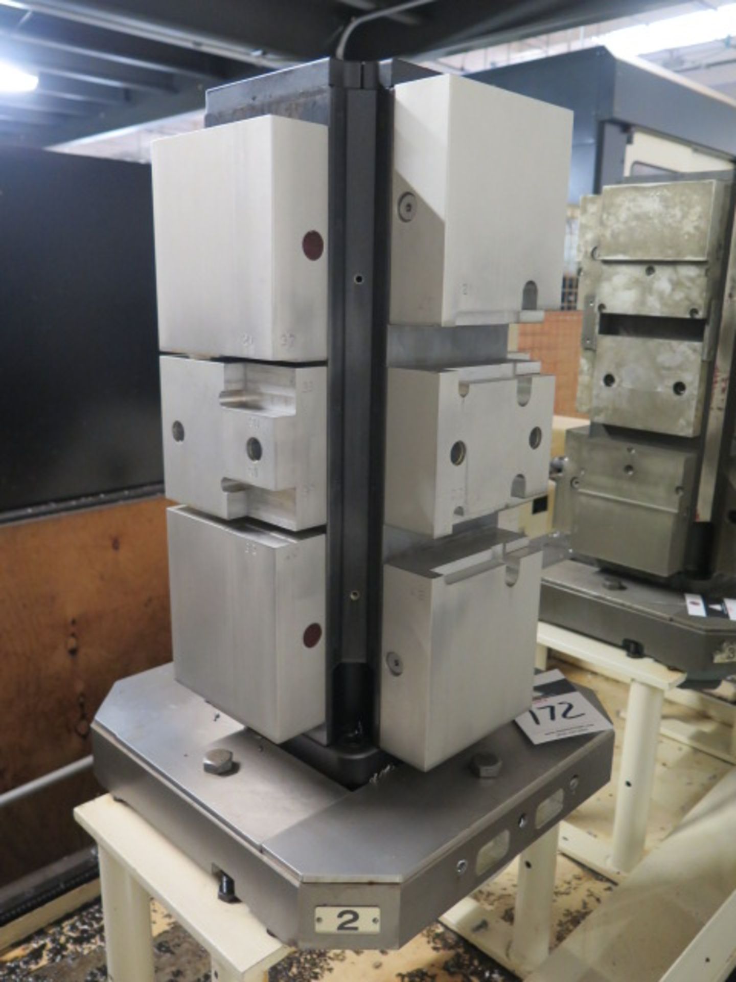 Chick 4-Position 6” Cluster Tombstone w/ Makino Pallet