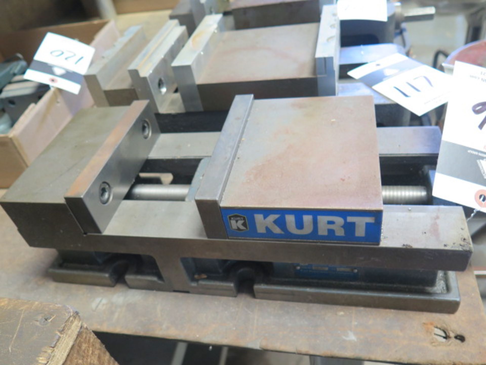 Kurt 6" Angle-Lock Vise - Image 2 of 3