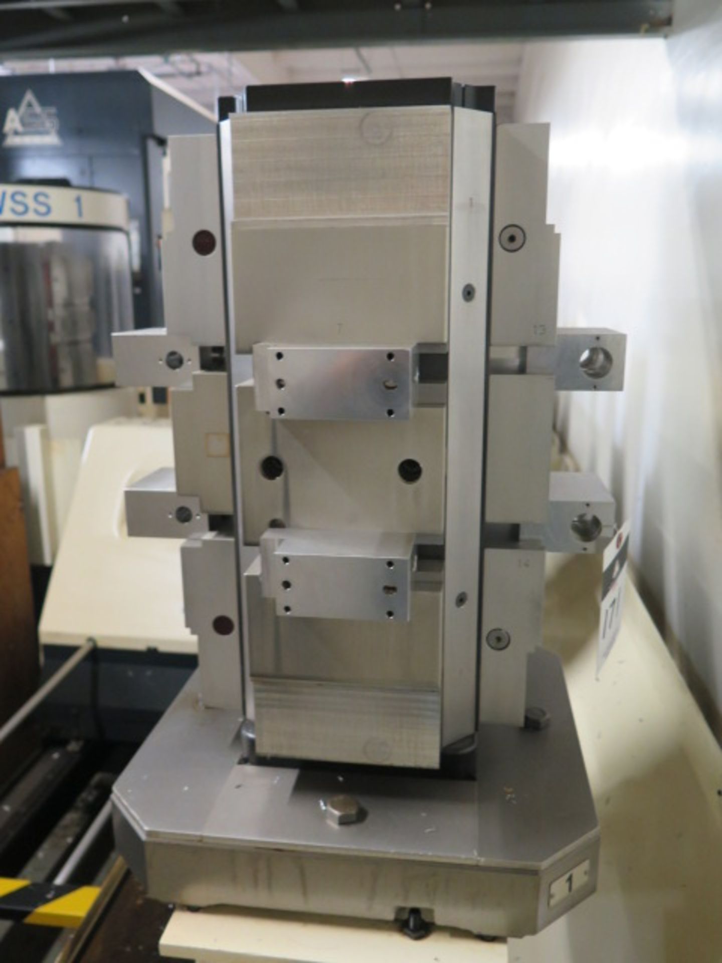 Chick 4-Position 6” Cluster Tombstone w/ Makino Pallet - Image 2 of 4
