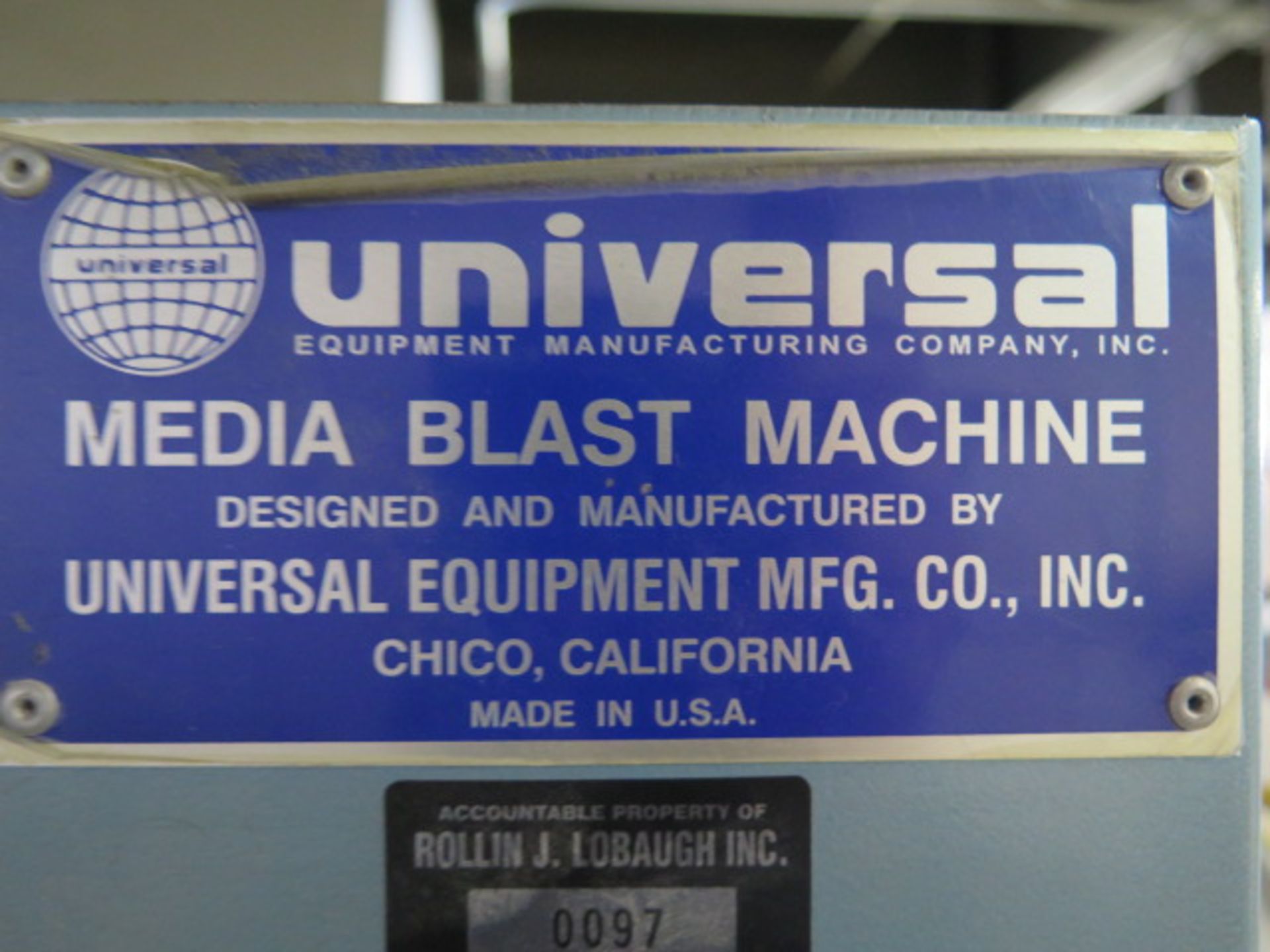 Universal Media Blast Machine w/ Dust Collector - Image 7 of 8