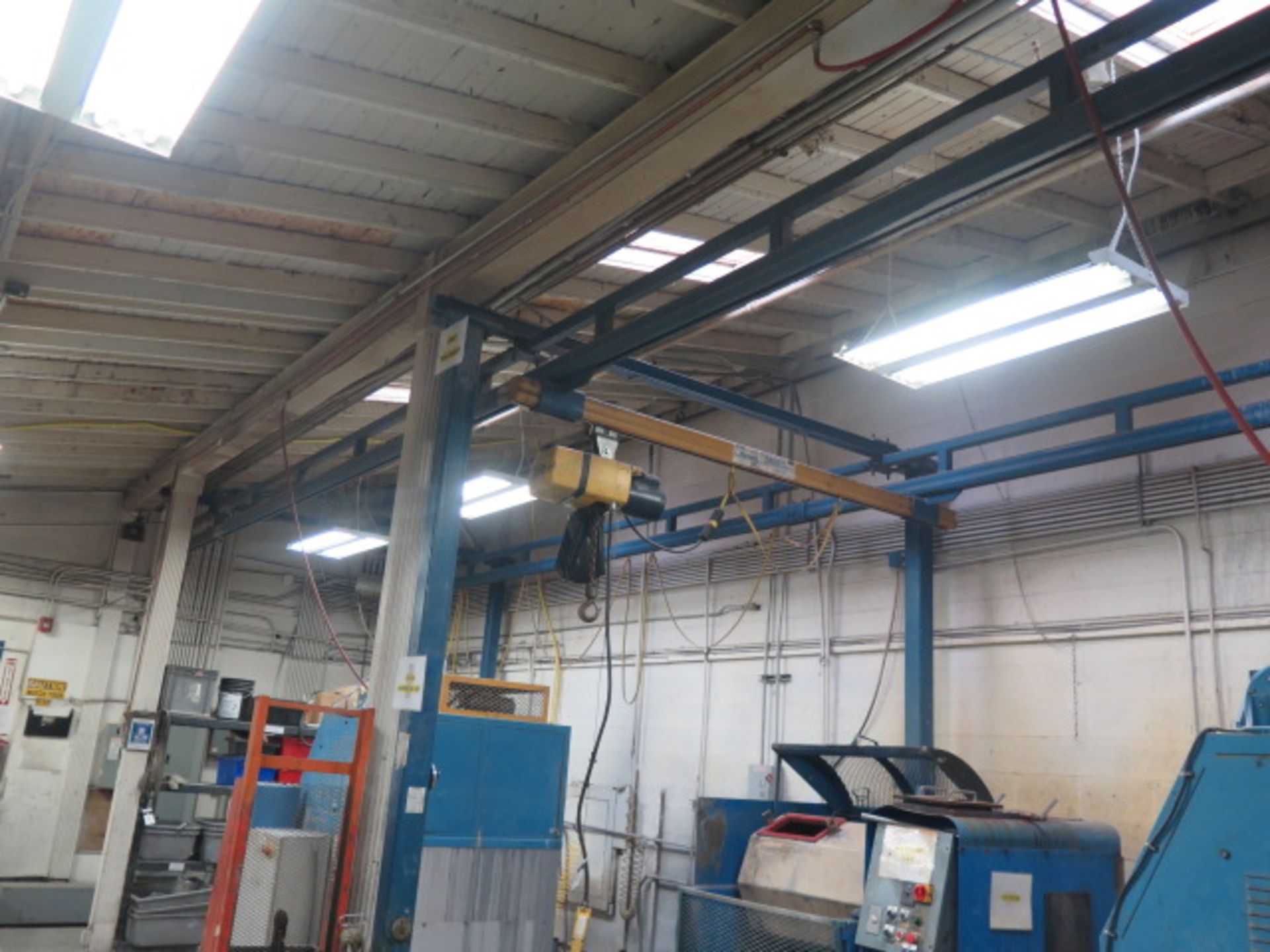 Gorbel 8-Post Free-Standing Gantry System w/ 1 Ton Electric Hoist(SOLD AS-IS - NO WARRANTY)