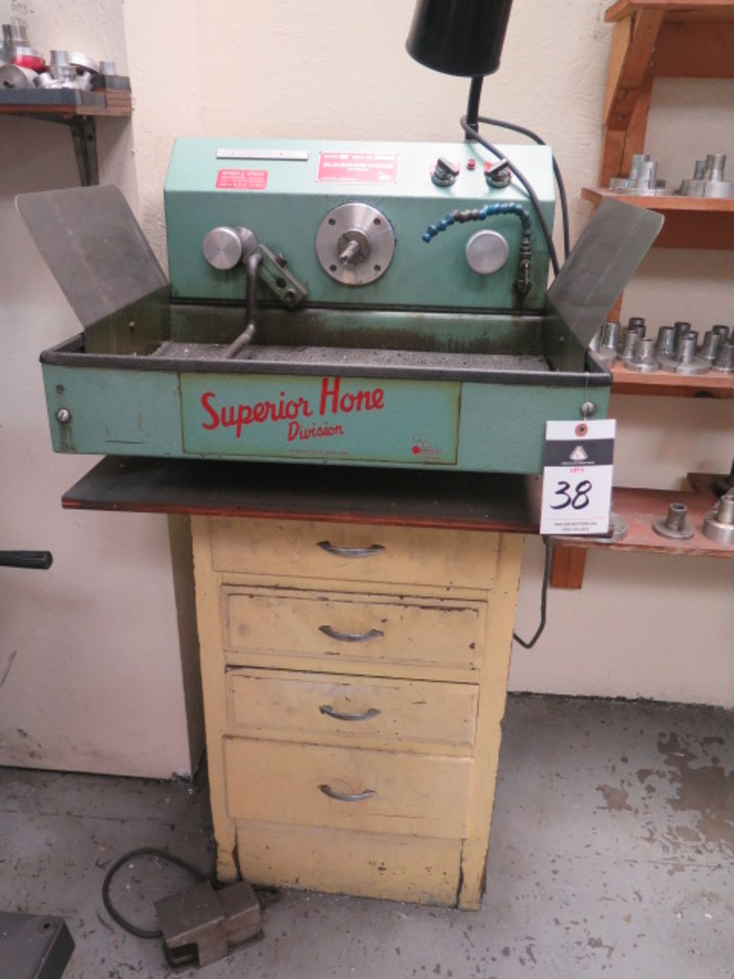 Superior Hone mdl. BHXL Bench Model Honing Machine s/n 86-066 w/ 500-1850 Adjustable RPM, Coolanf, - Image 2 of 7