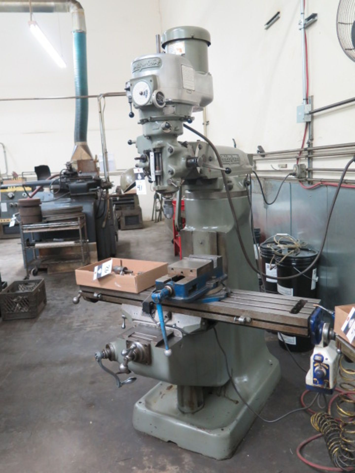 Bridgeport Vertical Mill s/n 118542 w/ 2Hp Motor, 60-4200 Dial Change RPM, Chrome Ways, Power - Image 2 of 7