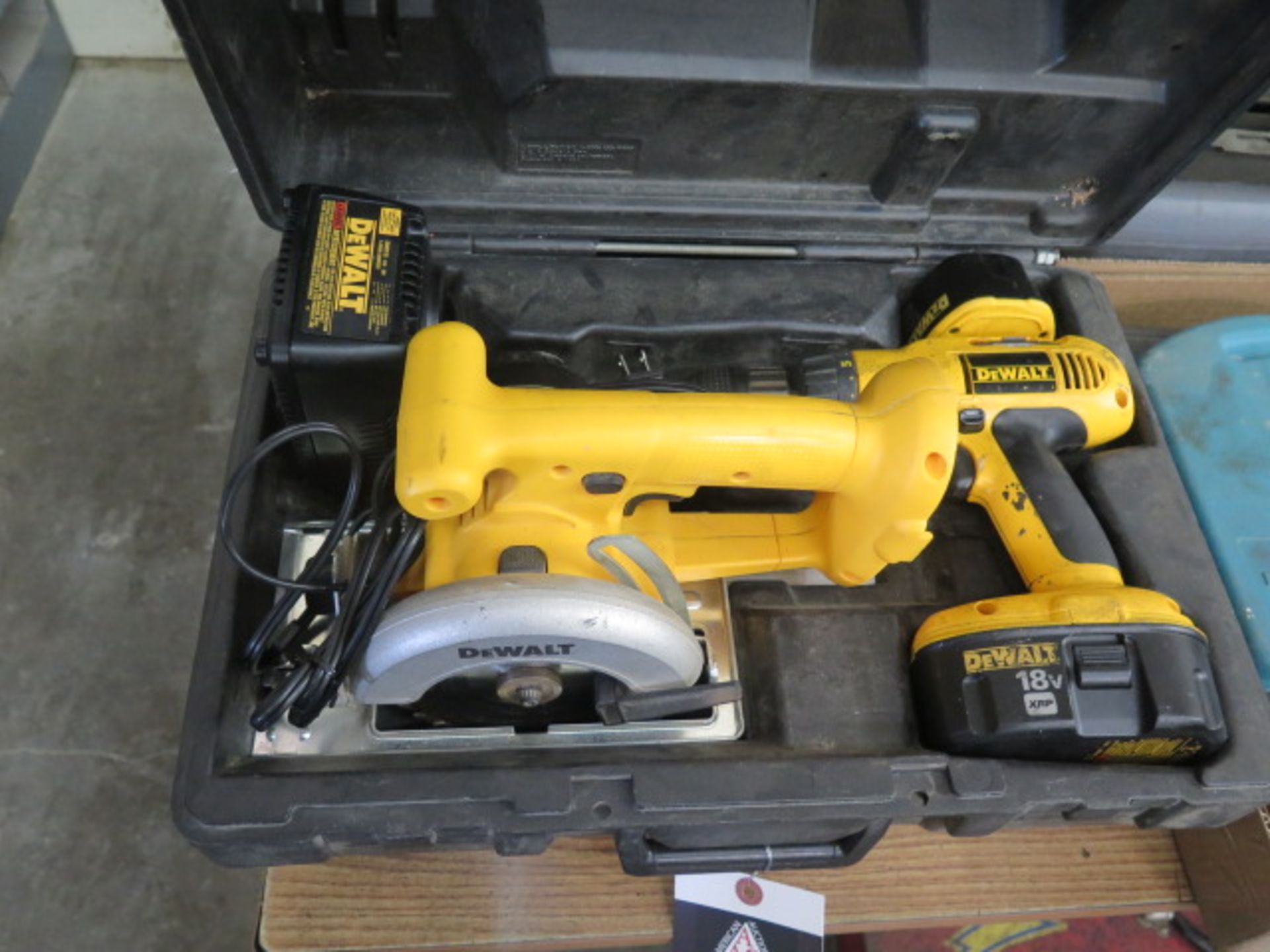 DeWalt 18Volt Cordless Saw and Drill Set - Image 2 of 4