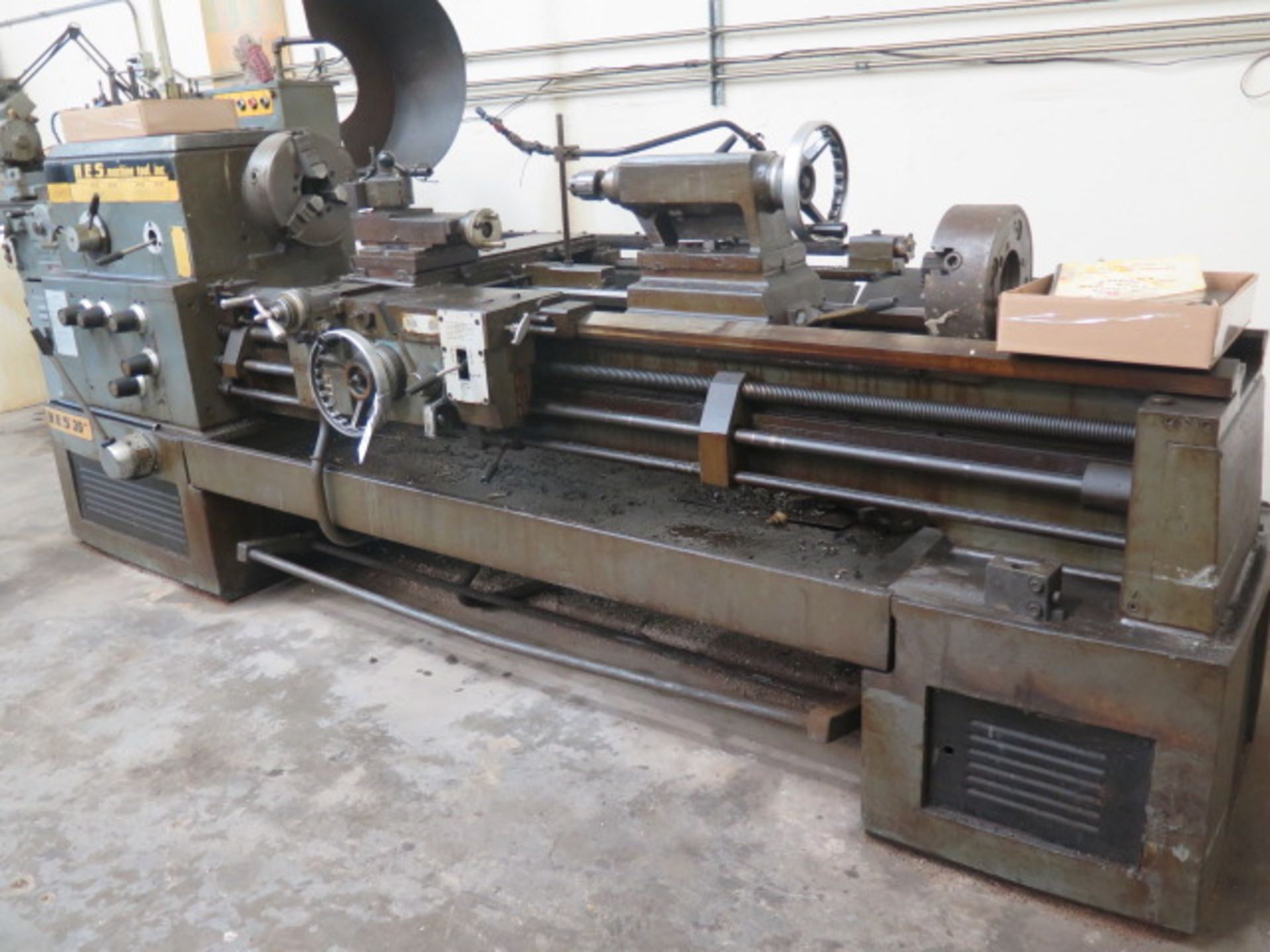 HES 20 20” x 72” Geared Head Gap Bed Lathe w/ 45-1800 RPM, Tracer Bed, Inch/mm Threading, Tailstock, - Image 3 of 12