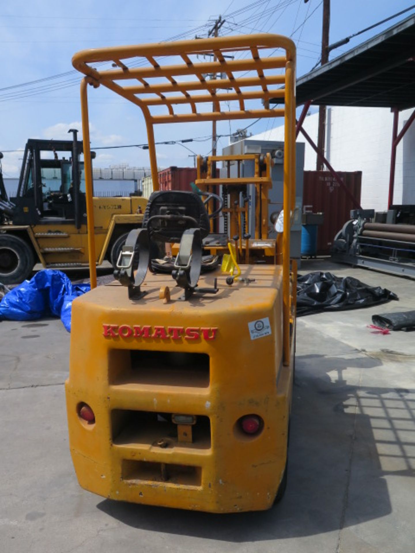 Komatsu FG25-6 5000 Ln Cap LPG Forklift s/n 70623 w/ 2-Stage Mast, Pneumatic Yard Tires - Image 3 of 13