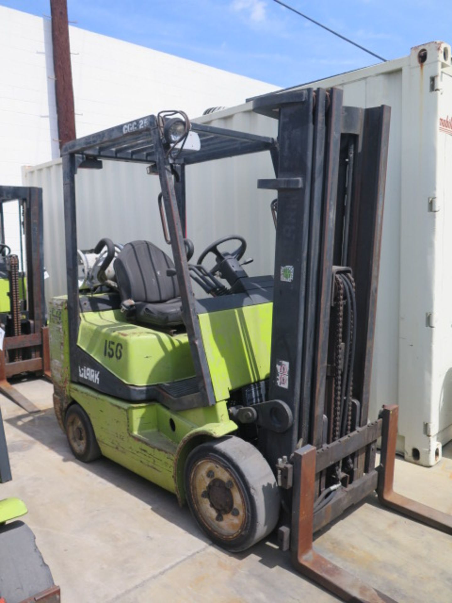 Clark CGC25 5000 Lb Cap LPG Forklift s/n C365L-0250-9497FB w/ 3-Stage Mast, 189” Lift Height,