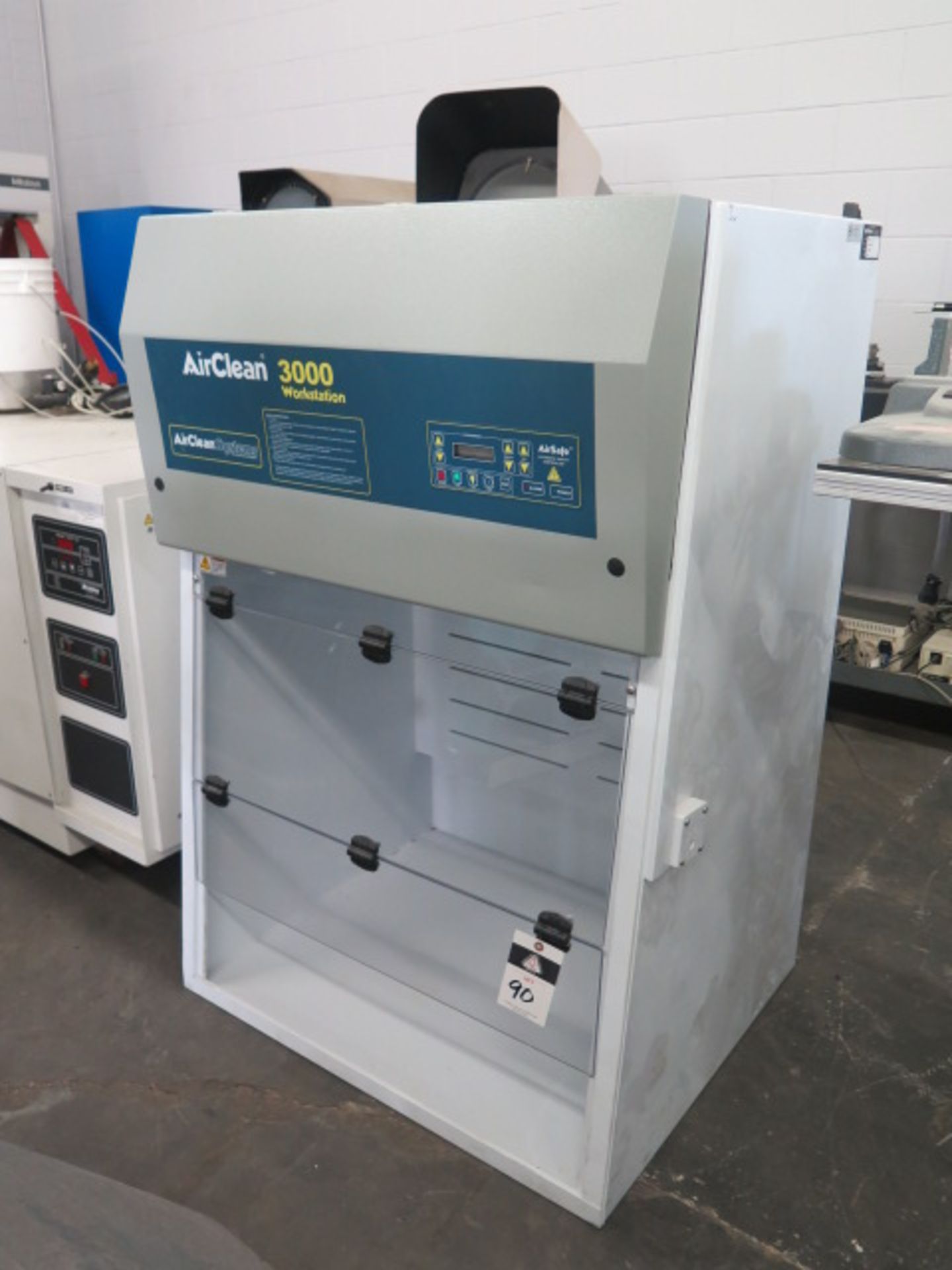 Air Clean Systems “AirClean 3000” Bench Model Flow Hood s/n AC3000-558 w/ Airsafe Digital Controls - Image 2 of 7