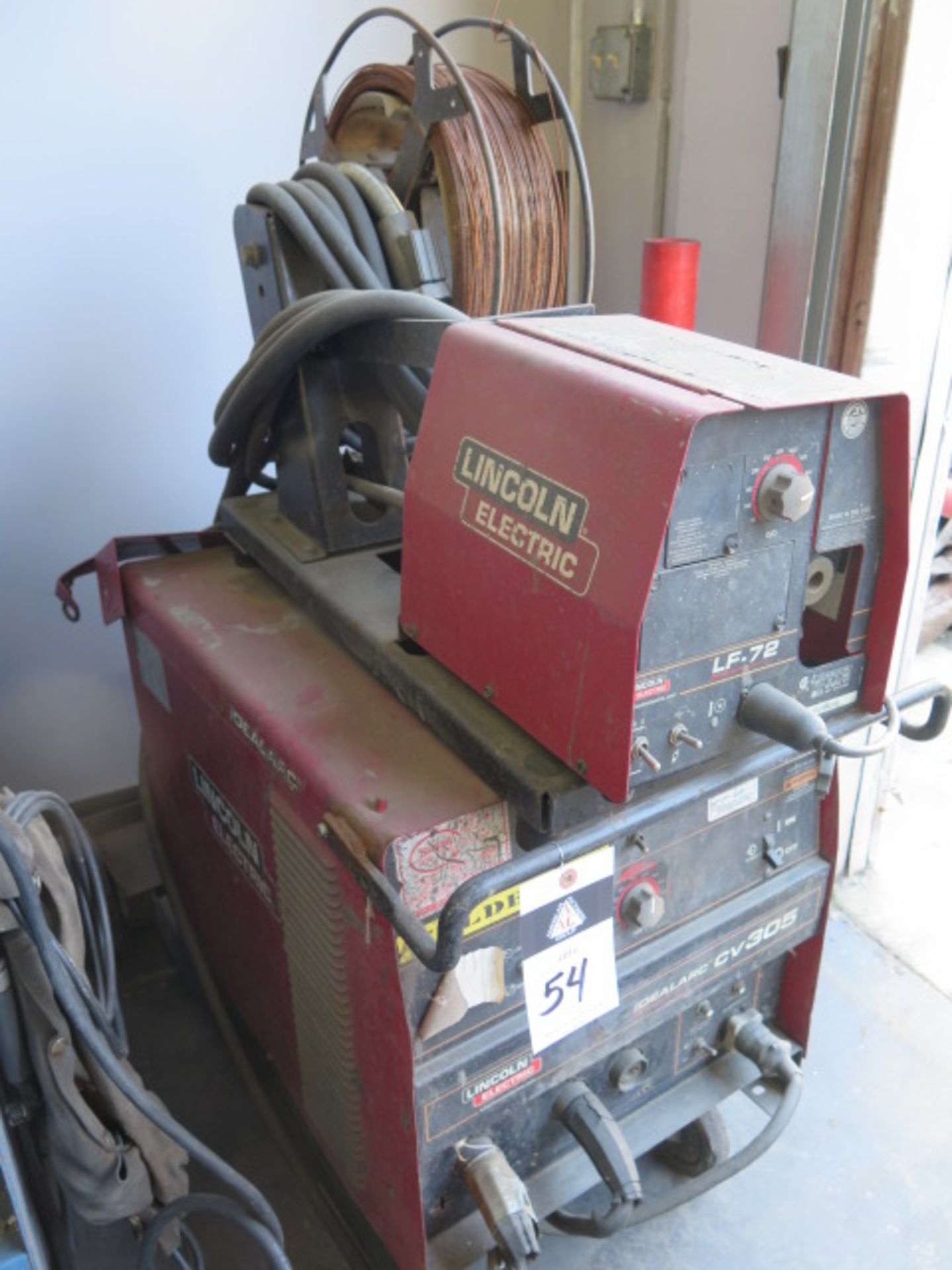 Lincoln Idealarc CV-305 Arc Welding Power Source w/ Lincoln LF-72 Wire Feeder - Image 3 of 8