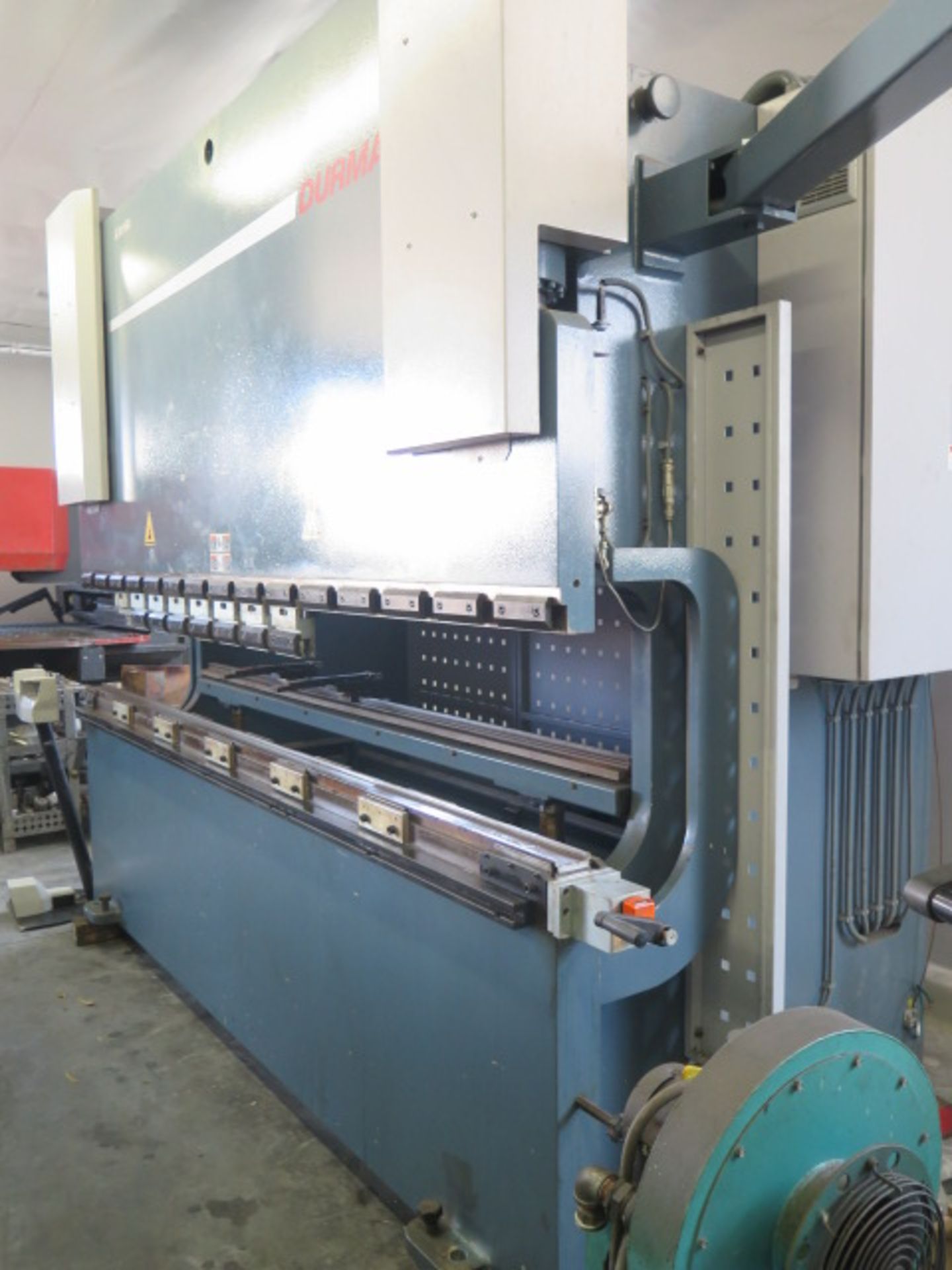 2007 Durma type E-30160 176 Ton x 10’ CNC Hydraulic Press Brake s/n 7531072346-E w/ Delem DA-51 - Image 7 of 21