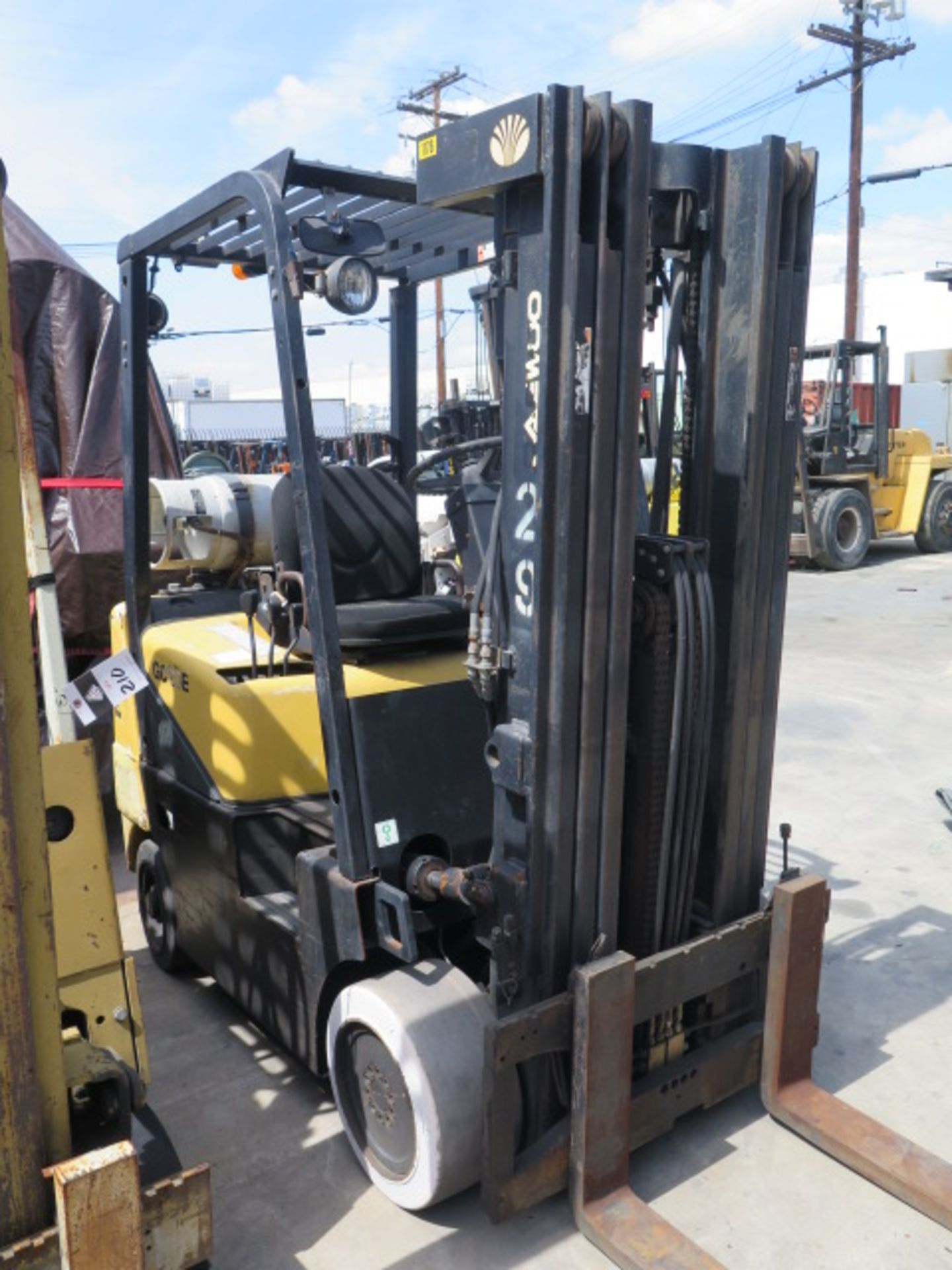 Daewoo GC25E-3 5000 Lb Cap LPG Forklift s/n CV-00847 w/ 3-Stage Mast, 186" Lift Height, Cushion - Image 2 of 11