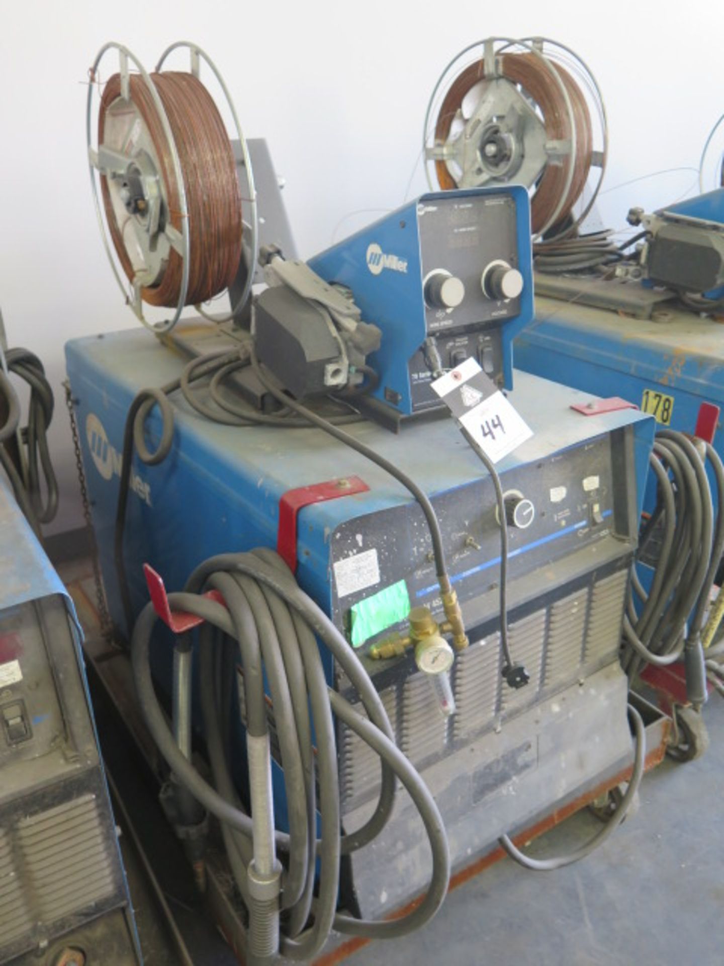 Miller Deltaweld 452 CV-DC Arc welding Power Source s/n LJ130314C w/ Miller 70-Series Wire Feeder - Image 3 of 8