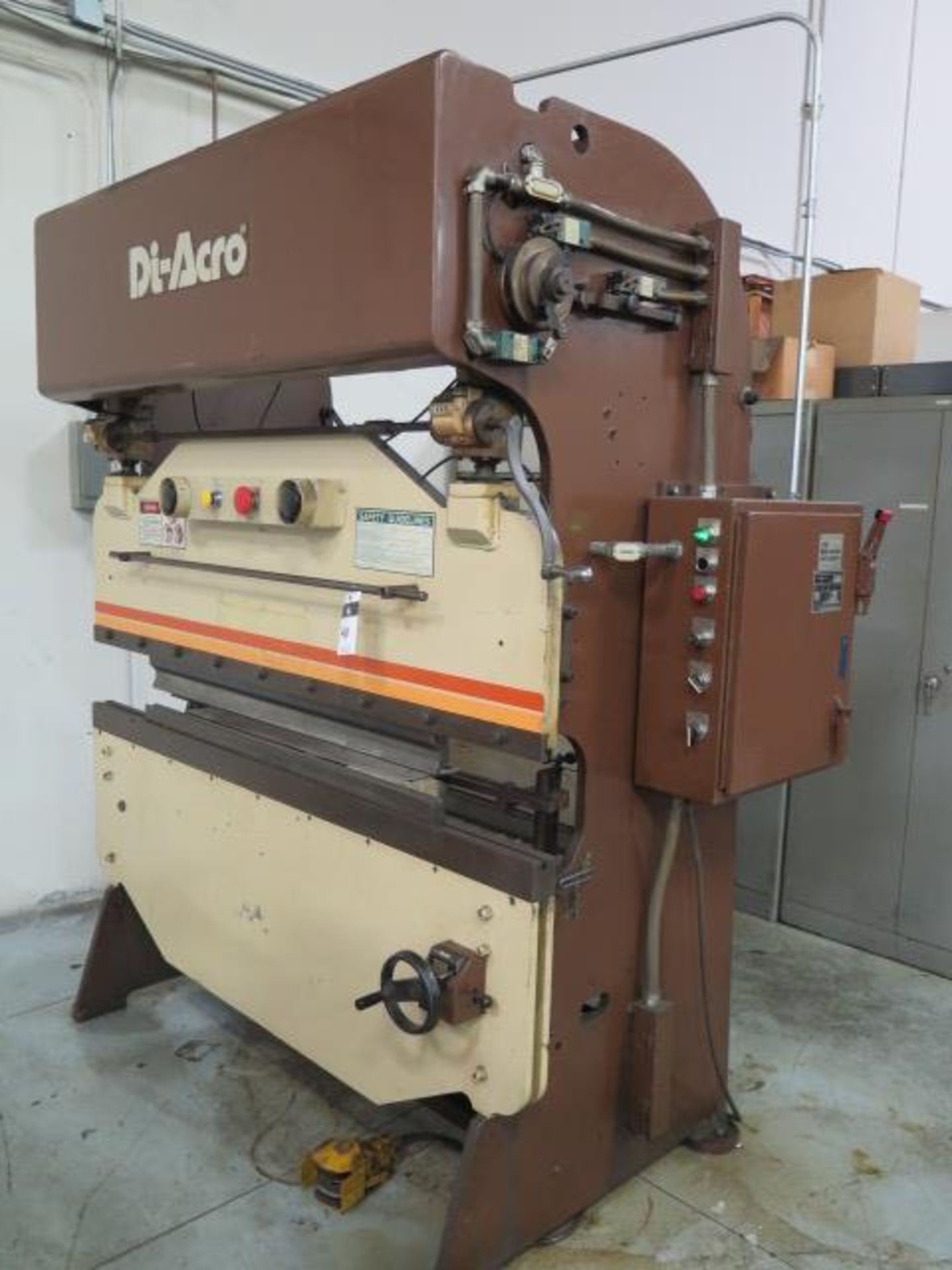 DiAcro 4-7272” Press Brake w/ Dial Back Gage, 72” Length, This Item is Sold AS IS and NO Warranty. - Image 3 of 10