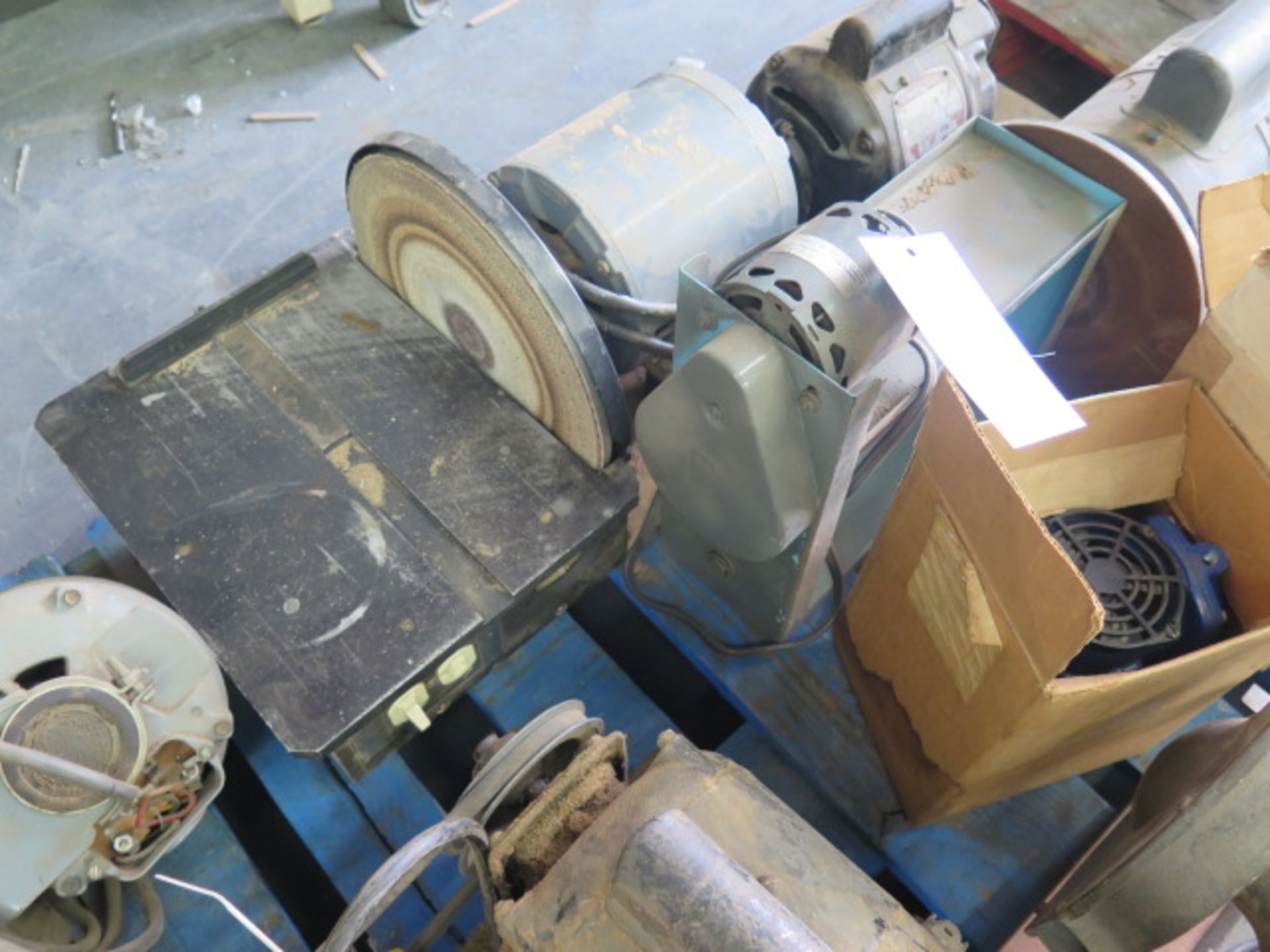Disc Sanders, Belt Sander, Bench Grinders and Misc (1-Pallet), SOLD AS IS WITH NO WARRANTY - Image 3 of 6