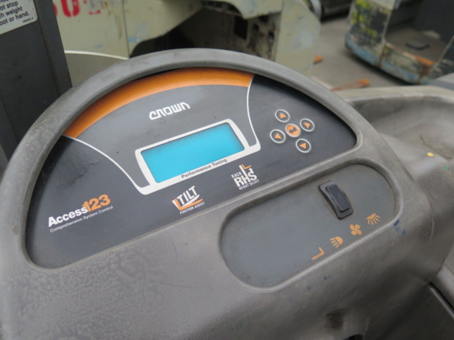 2012 Crown Monolift RM6095S-45 4500 Lb Cap Sit Down Single Reach Forklift s/n 1A388658, SOLD AS IS - Image 7 of 11