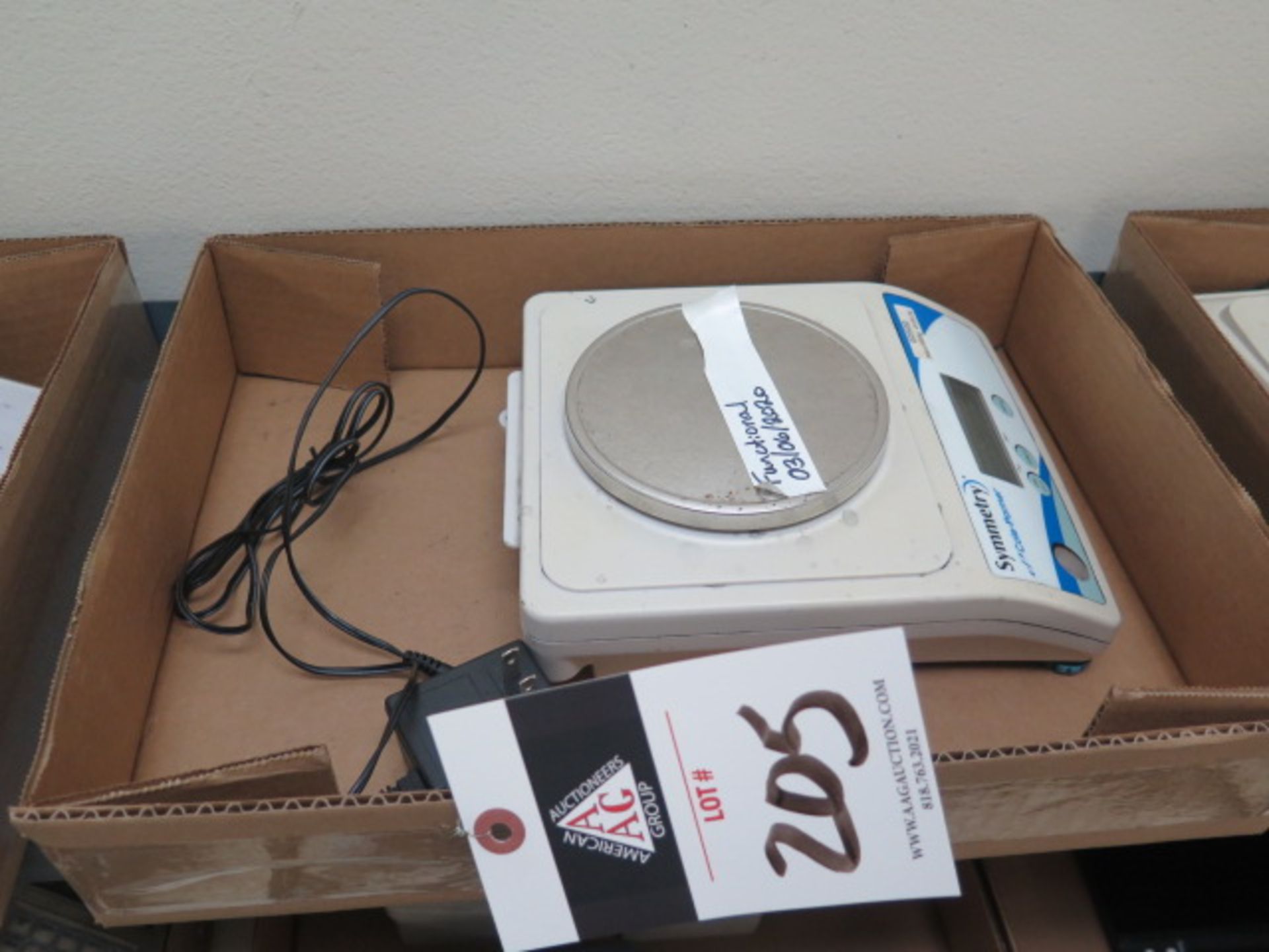 Cole-Parmer Symmetry ED500 500g Digital Scale to 0.1g