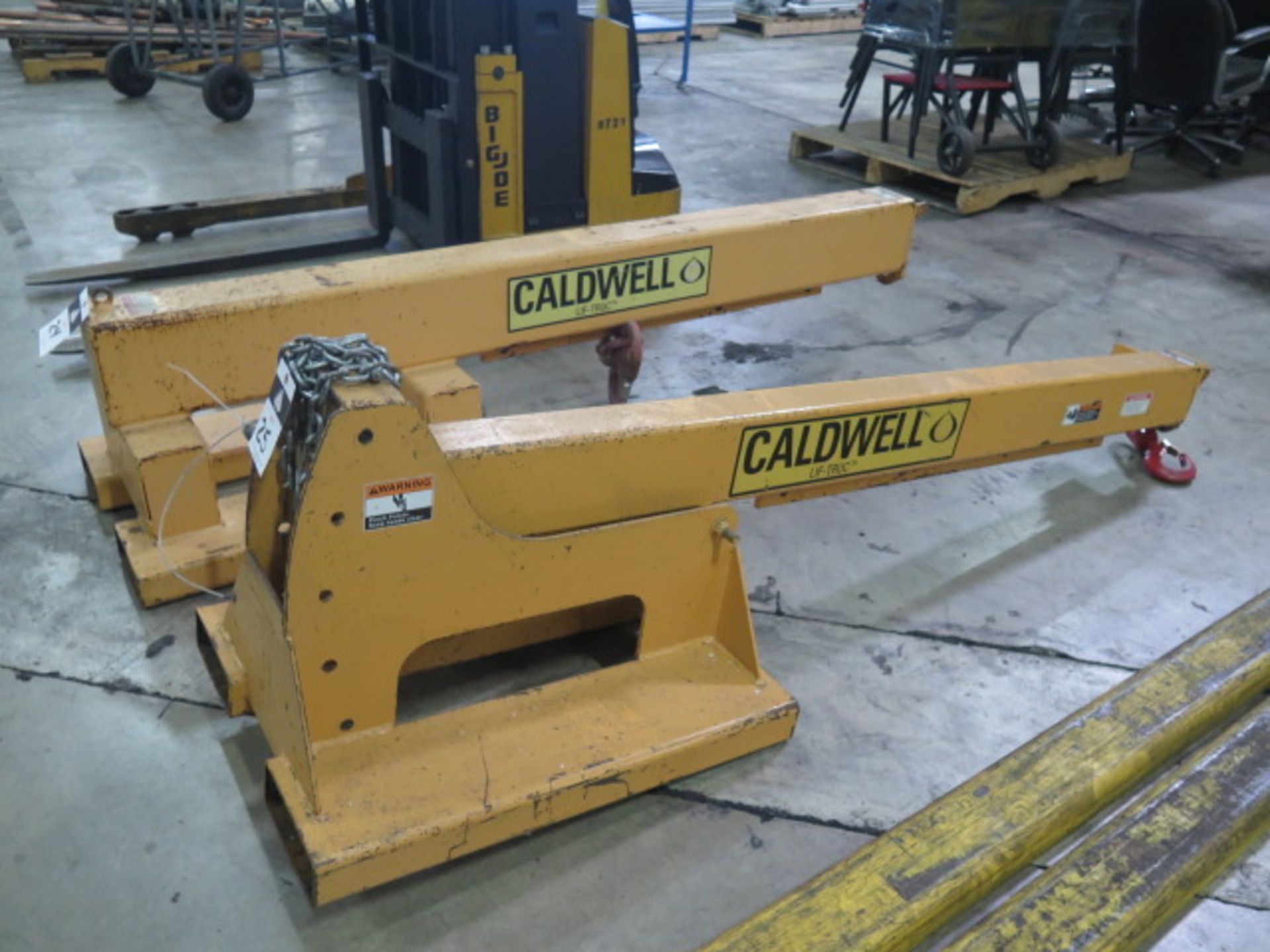 Caldwell PB-40 4000 Lb Forklift Jib Attachment s/n 47-32-0000110, SOLD AS IS WITH NO WARRANTY - Image 2 of 6
