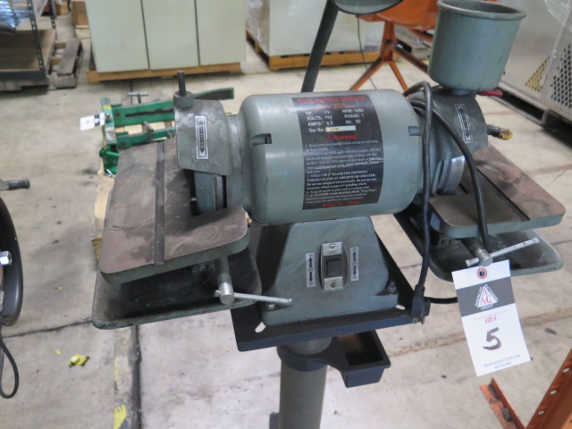 Import Pedestal Carbide Tool Grinder, SOLD AS IS WITH NO WARRANTY - Image 2 of 5