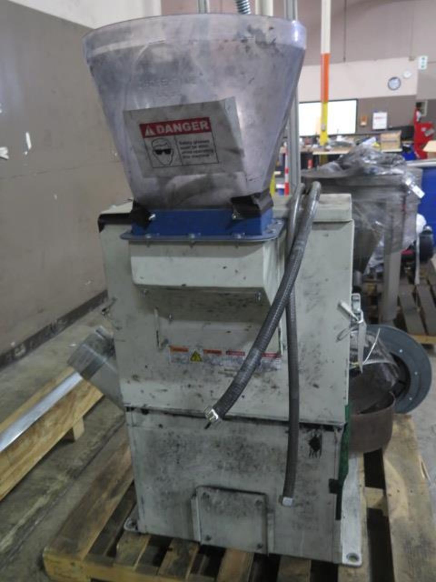 Buskirk HM145 Hammer Mill s/n 1395 w/ 10Hp Motor, Incline Auger, SOLD AS IS W/ NO WARRANTY - Image 3 of 6