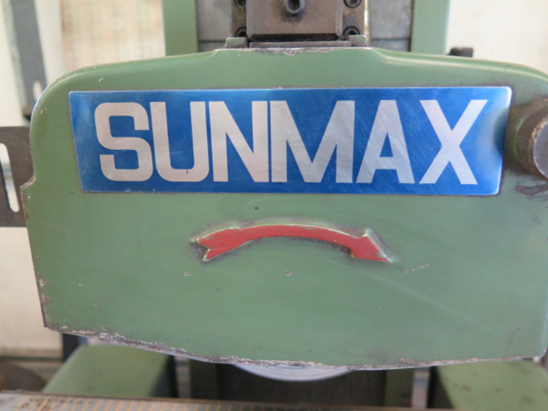 Sunmax SGS-1024 AH 10” x 24” Automatic Hydraulic Surface Grinder w/ Sunmax Controls, SOLD AS IS - Image 4 of 17