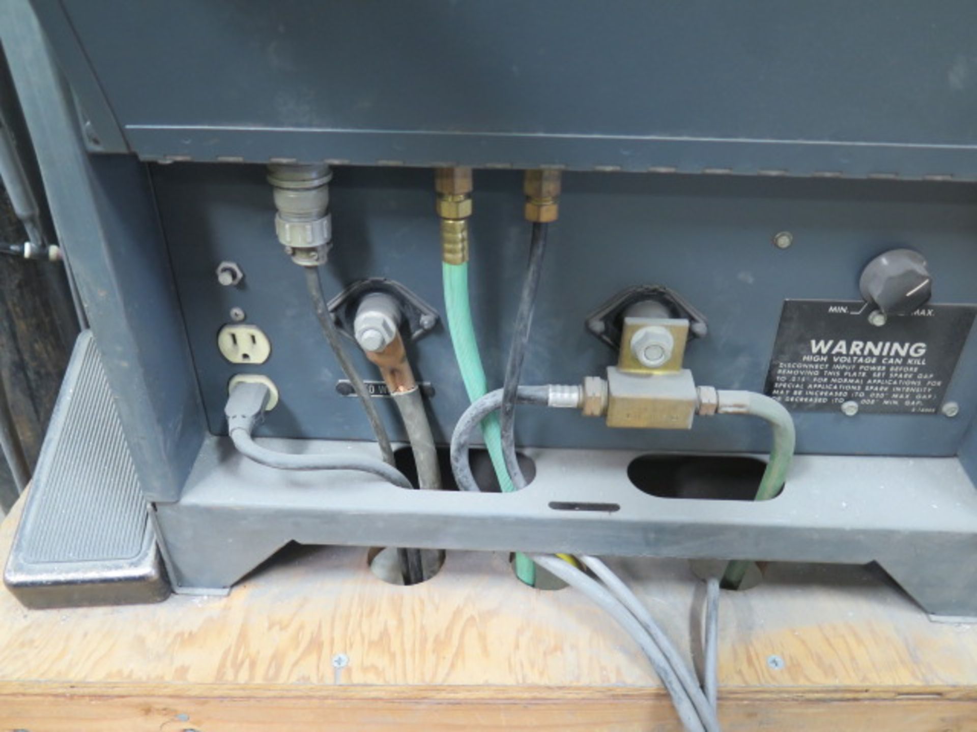 Lincoln Square Wave TIG-300 Square Wave AC/DC TIG and Stick Welding Power Source SOLD AS IS - Image 4 of 7