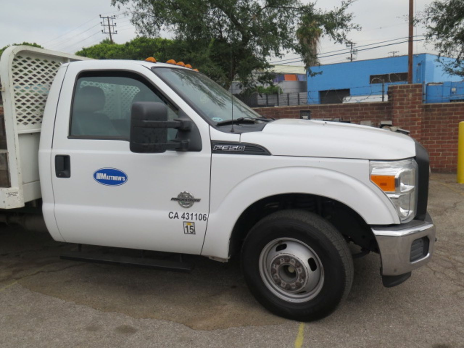 2015 Ford F-350 Super Duty 12’ Stake-Bed Truck Lisc# 62969Y1 w/ 6.7L Turbo Diesel Power Stroke B20 - Image 12 of 25