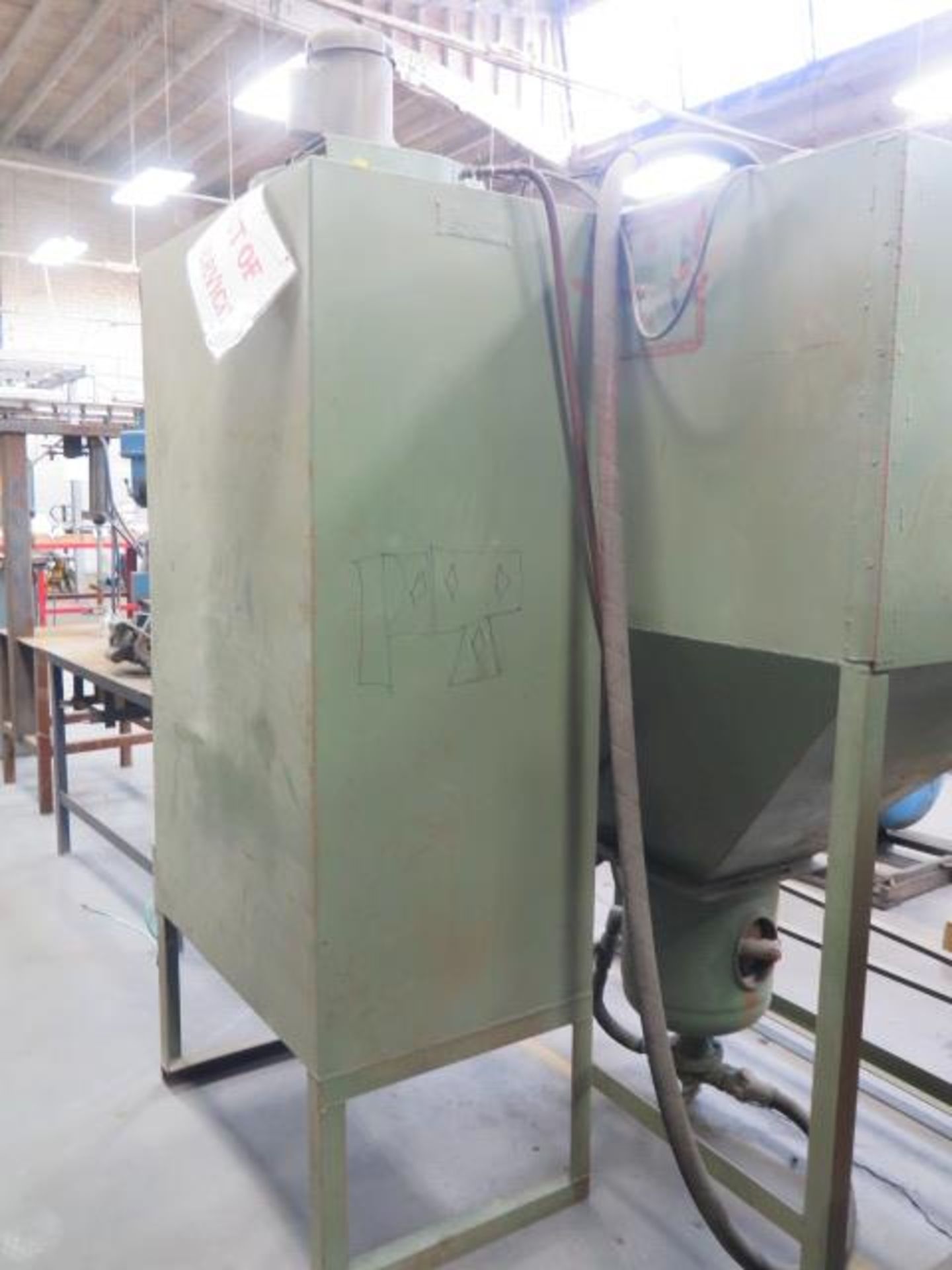 Kelco CH60C Dry Blast Cabinet s/n 7063 w/ Dust Collector (SOLD AS-IS - NO WARRANTY) - Image 4 of 5