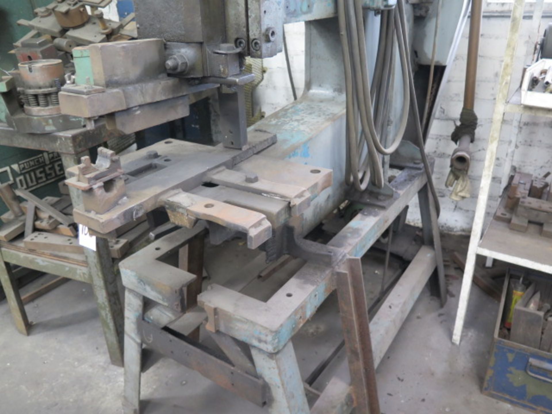 Whitney-Jensen mdl. 231 Punch Press s/n 367-7-62 (FOR PARTS ONLY) (SOLD AS-IS - NO WARRANTY - Image 4 of 6
