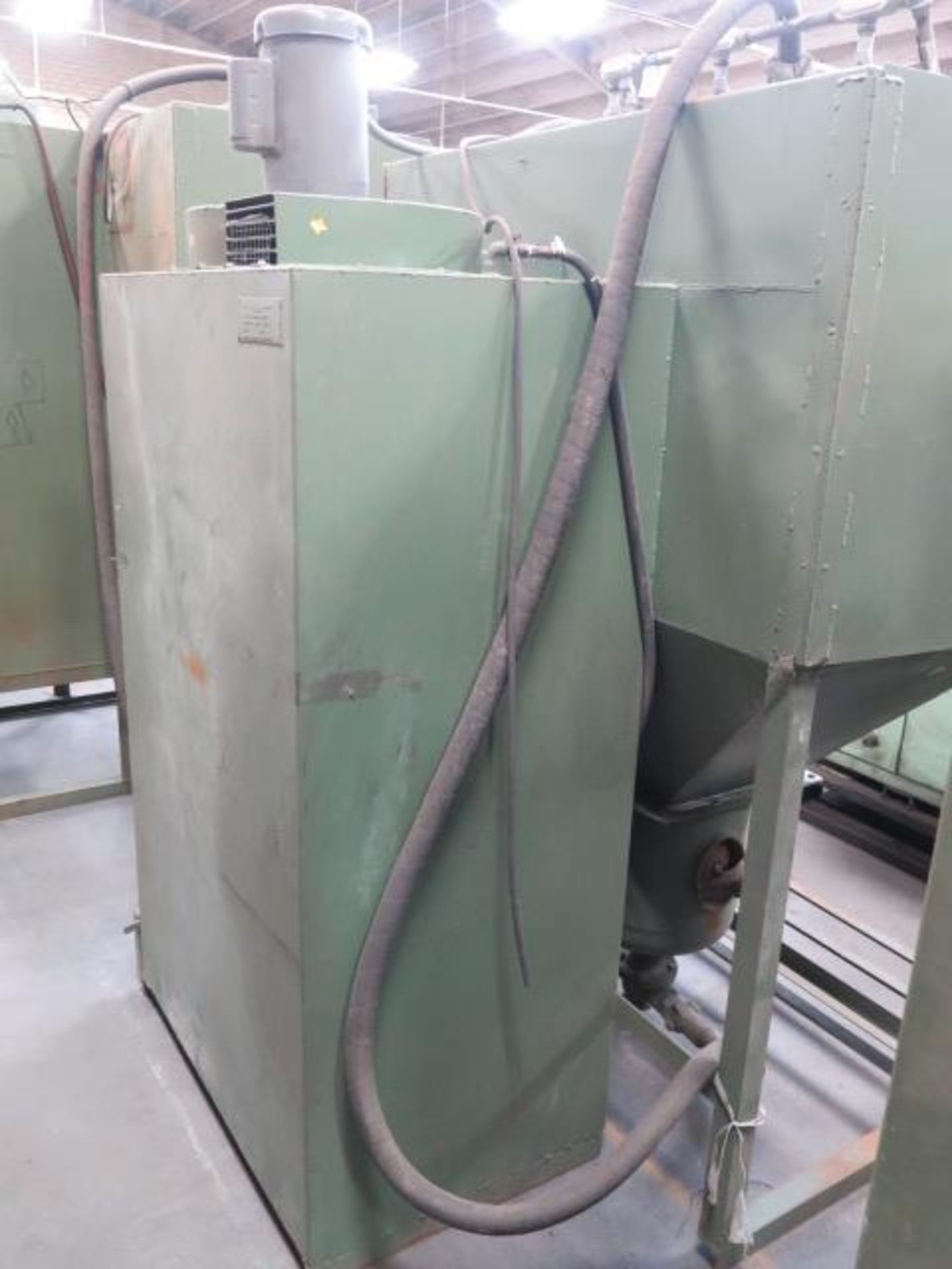 Kelco CH48C Dry Blast Cabinet s/n 7059 w/ Dust Collector (SOLD AS-IS - NO WARRANTY) - Image 6 of 7